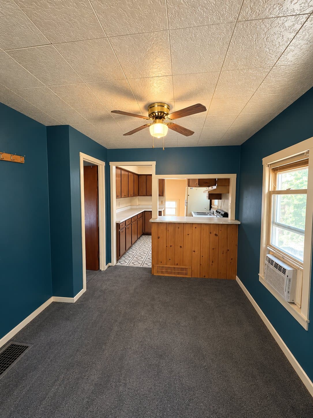 Decatur House: 1421 Sedgwick St