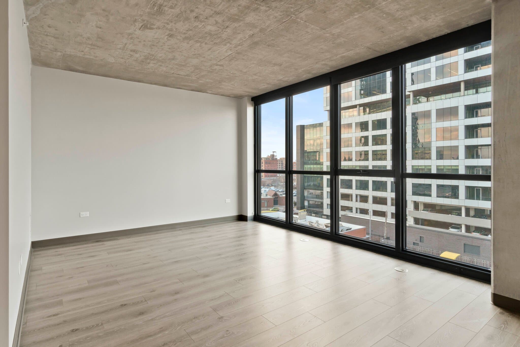 Chicago Condo: 1333 W Lake St