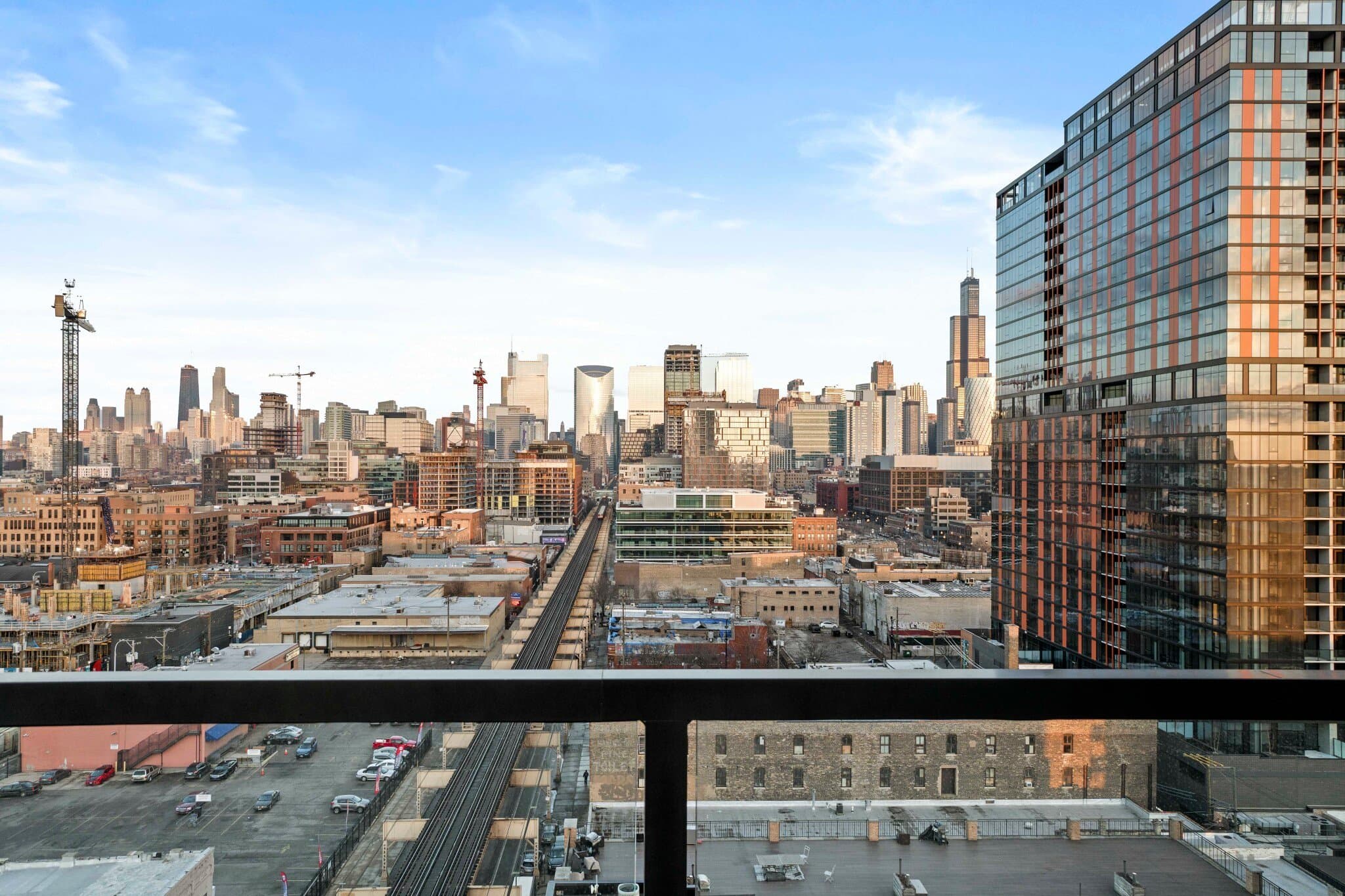 Chicago Condo: 1333 W Lake St