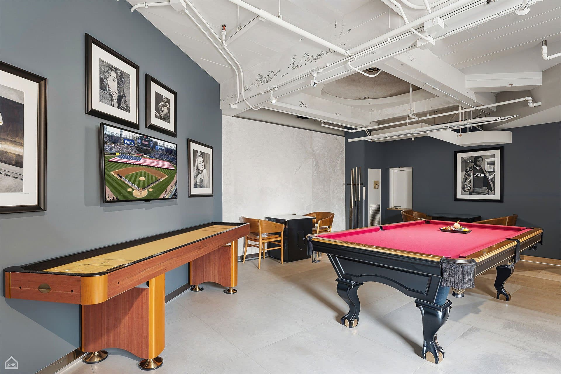Chicago Condo: 182 North Garland Ave