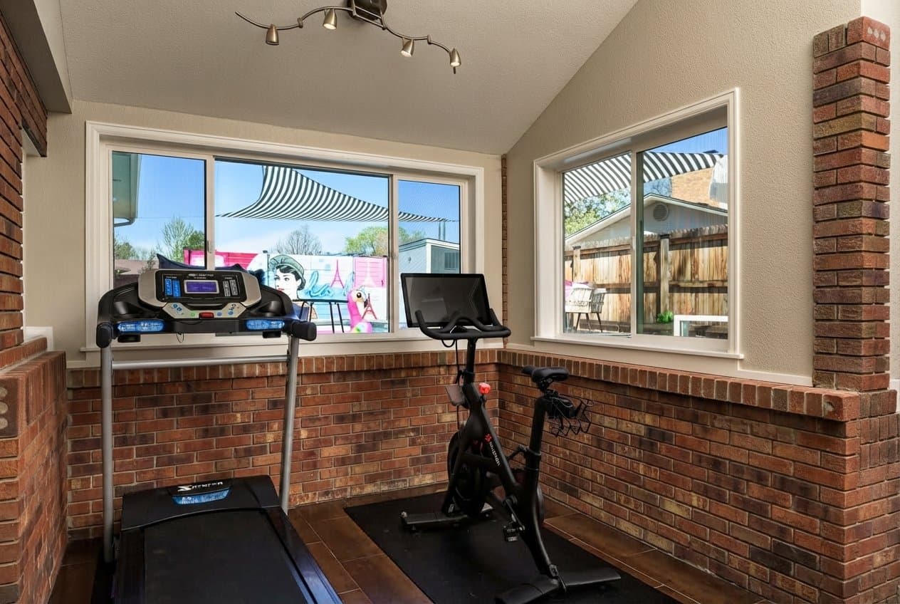 Arvada House: 7704 Lewis St