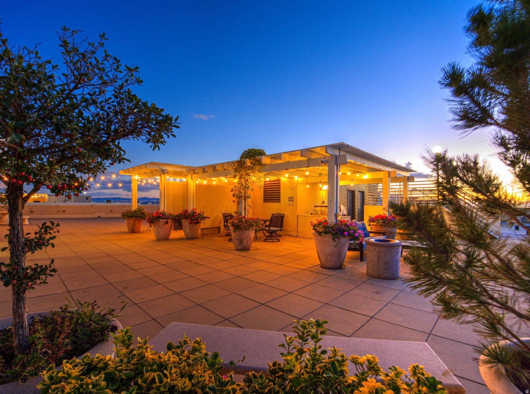 Salt Lake City Condo: 48 W Broadway