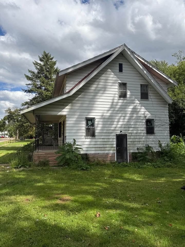 Flint House: 523 Grace St.