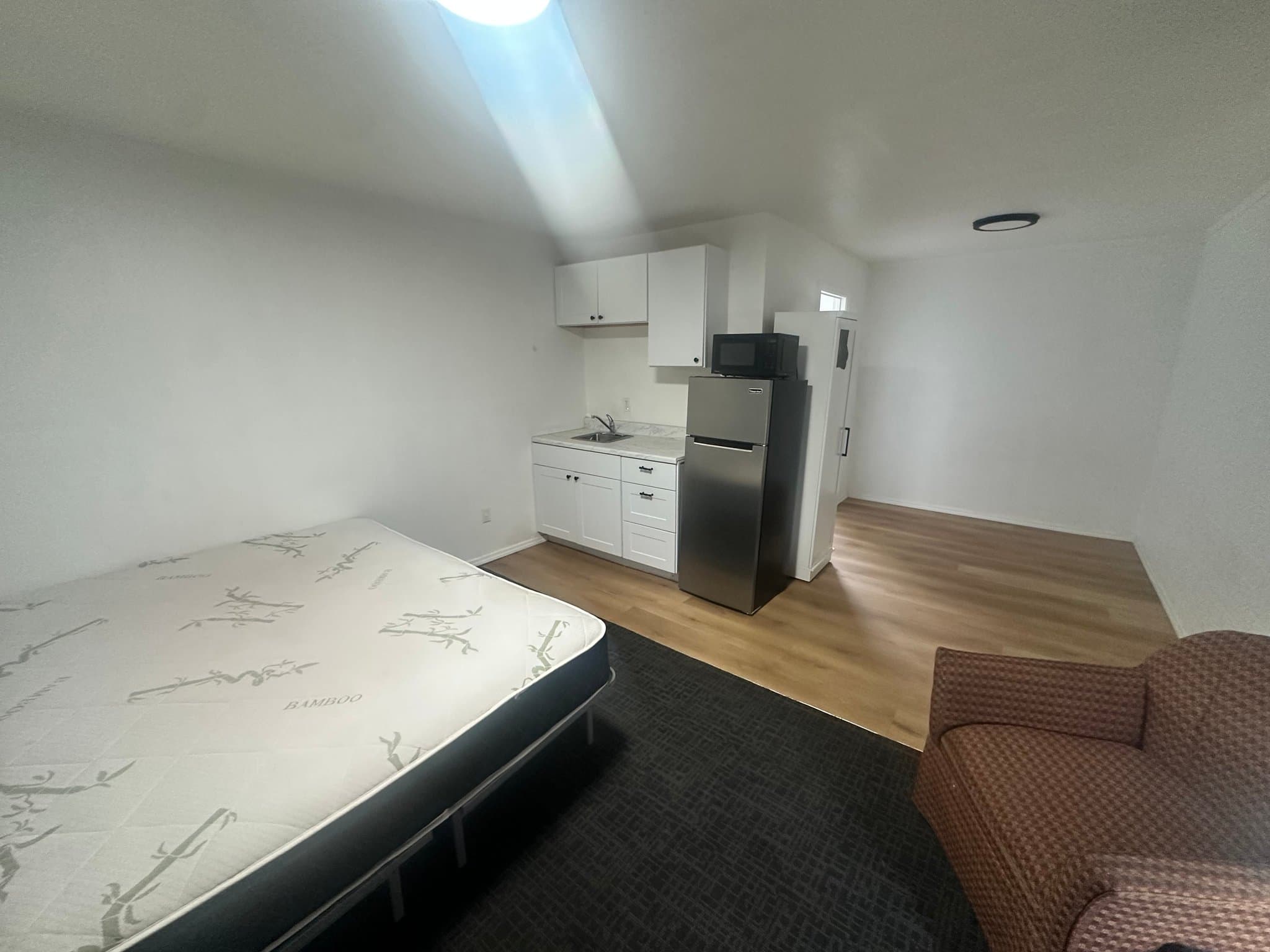 Holbrook Apartment: 310 W Hopi Dr