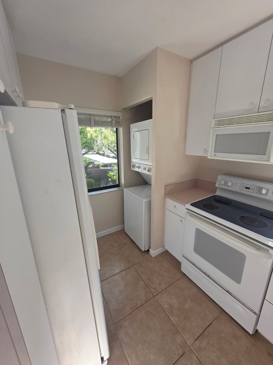 Sarasota Condo: 1508 Pelican Cove Rd