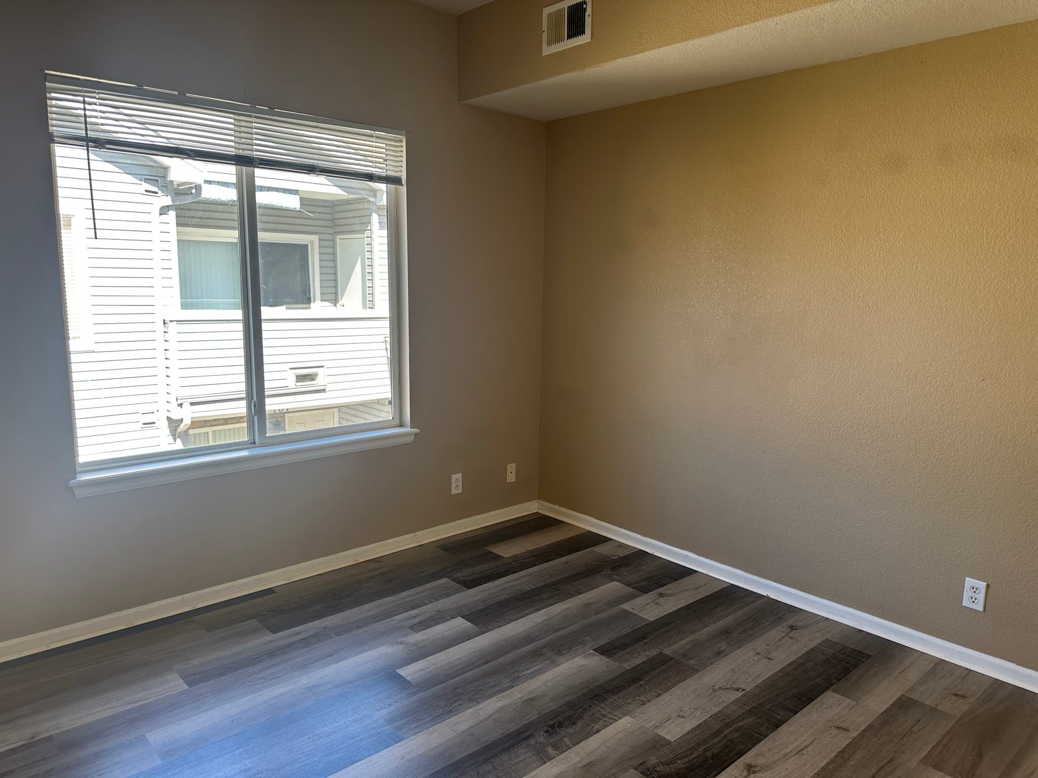 Aurora Condo: 18493 E Kepner Place
