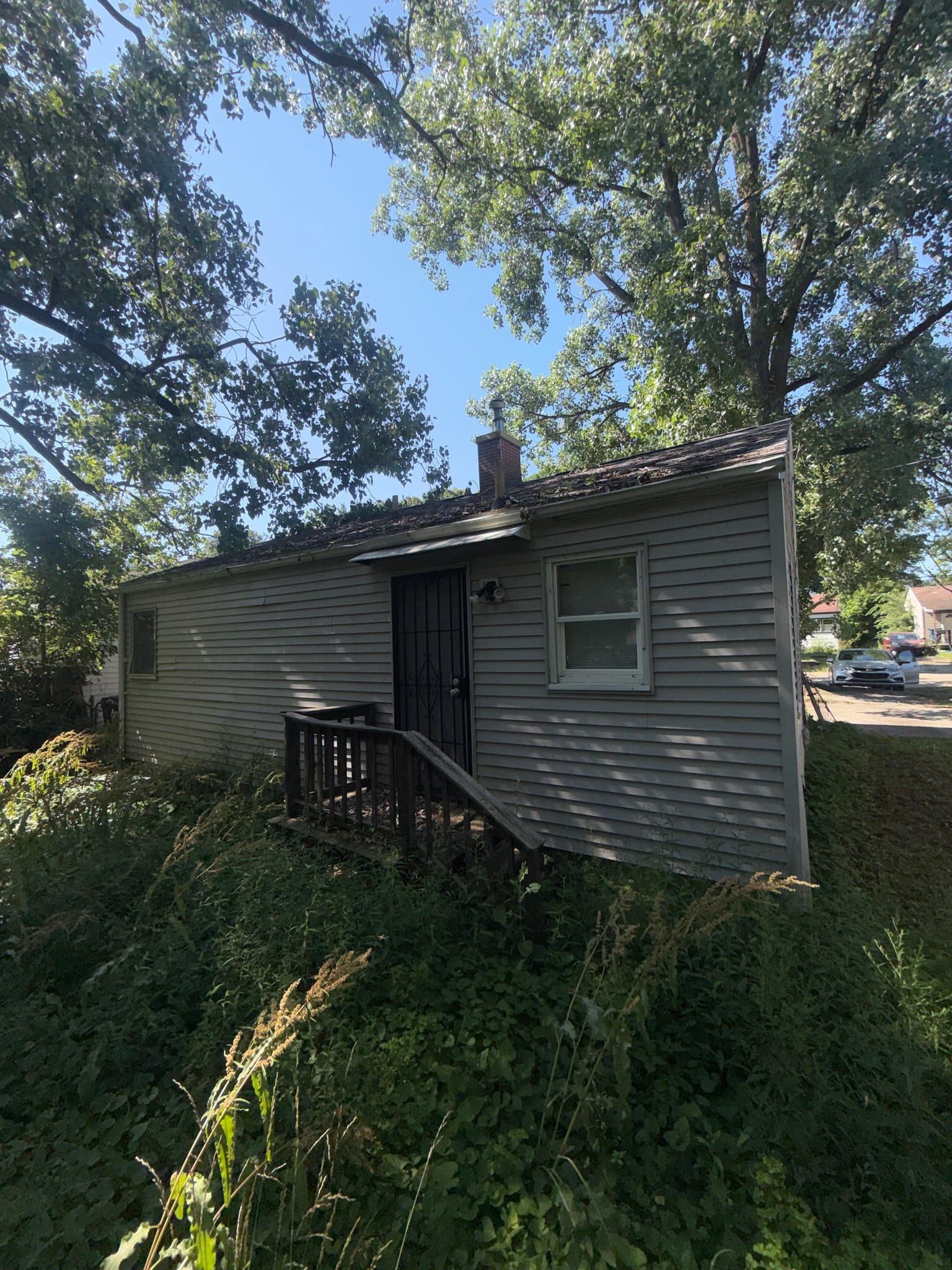 Flint House: 3238 Colorado Ave Flint