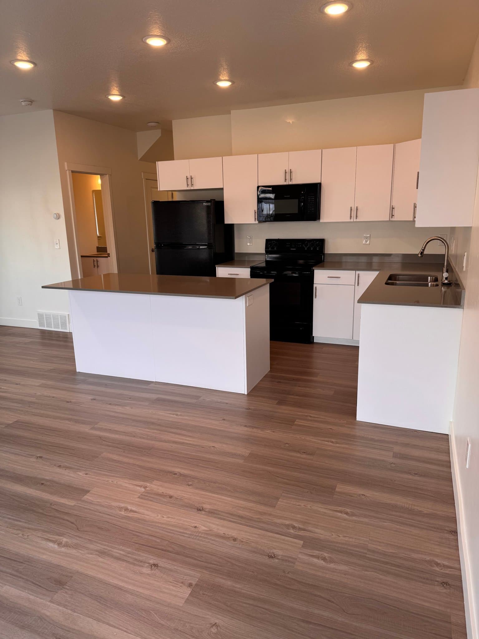 Provo Townhome: 1114 E 1270 S