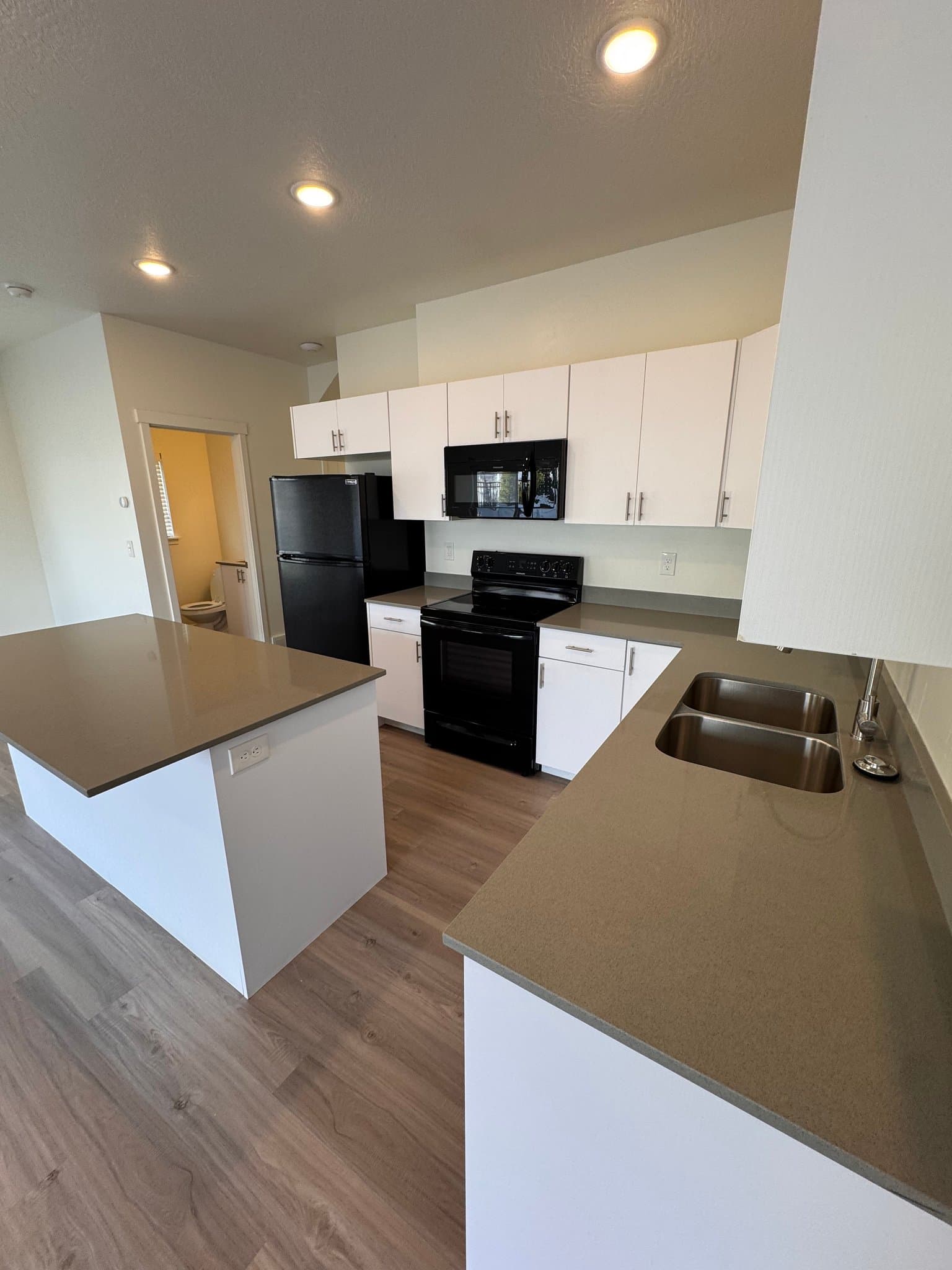 Provo Townhome: 1114 E 1270 S