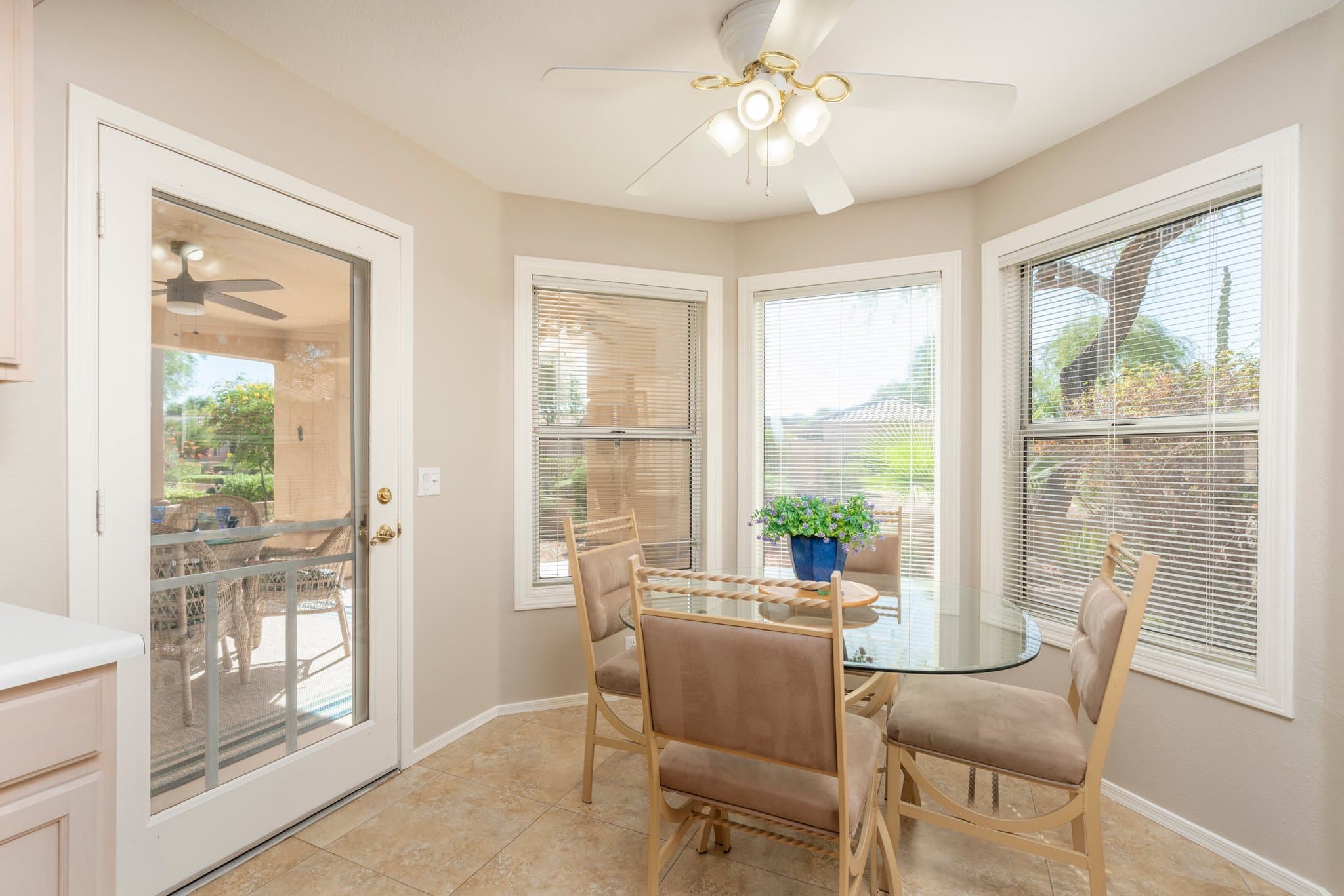 Peoria Townhome: 19034 N 83rd Dr