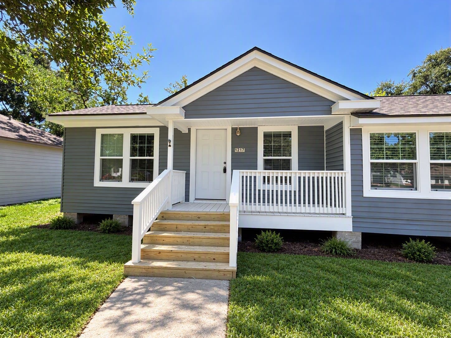 Texas City House: 1217 17th Avenue North