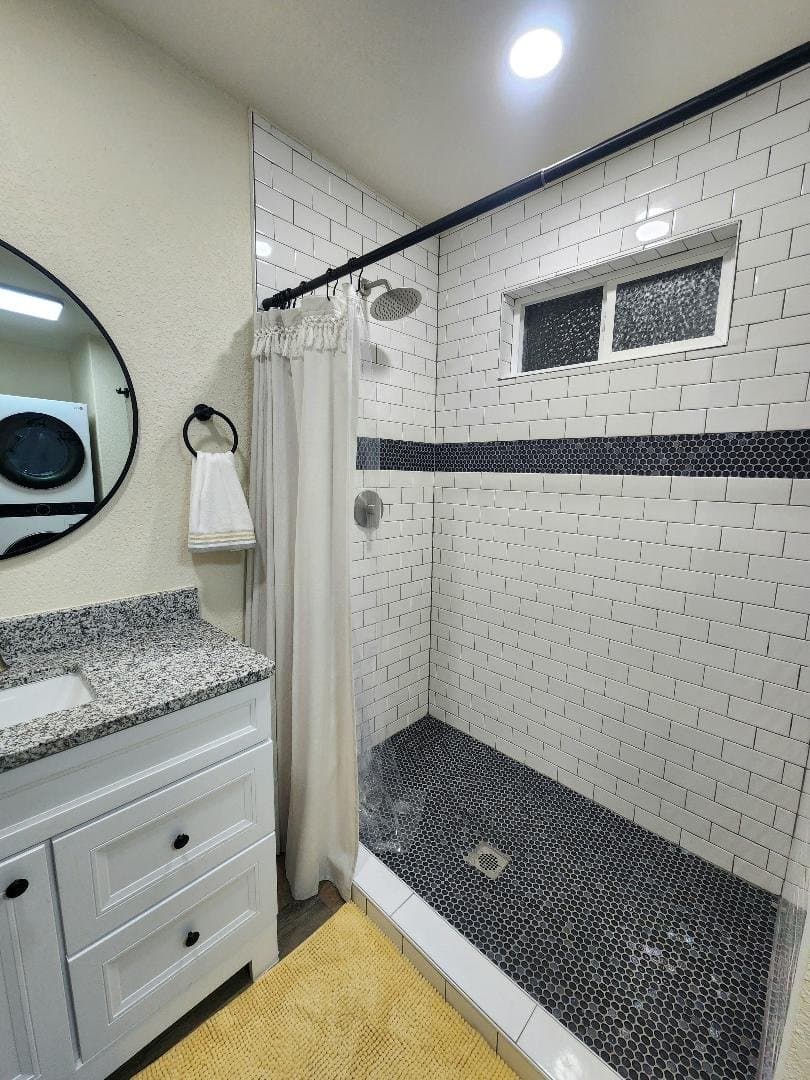 San Antonio House: 1616 San Fernando St