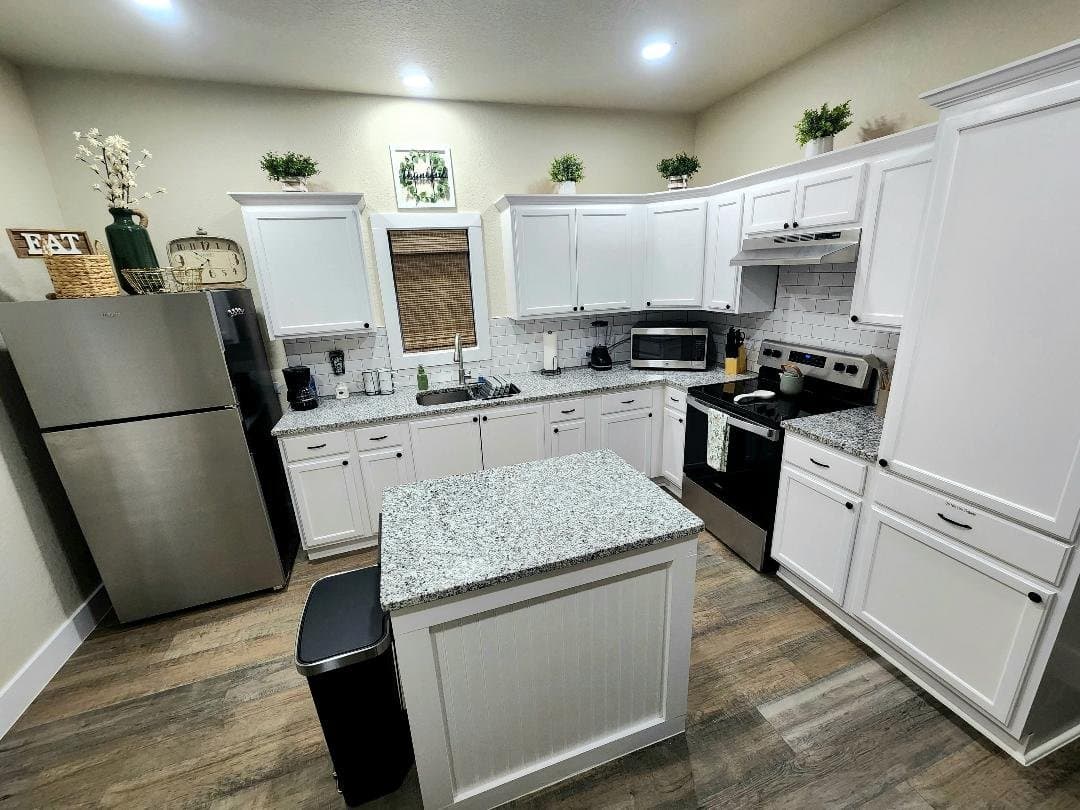 San Antonio House: 1616 San Fernando St