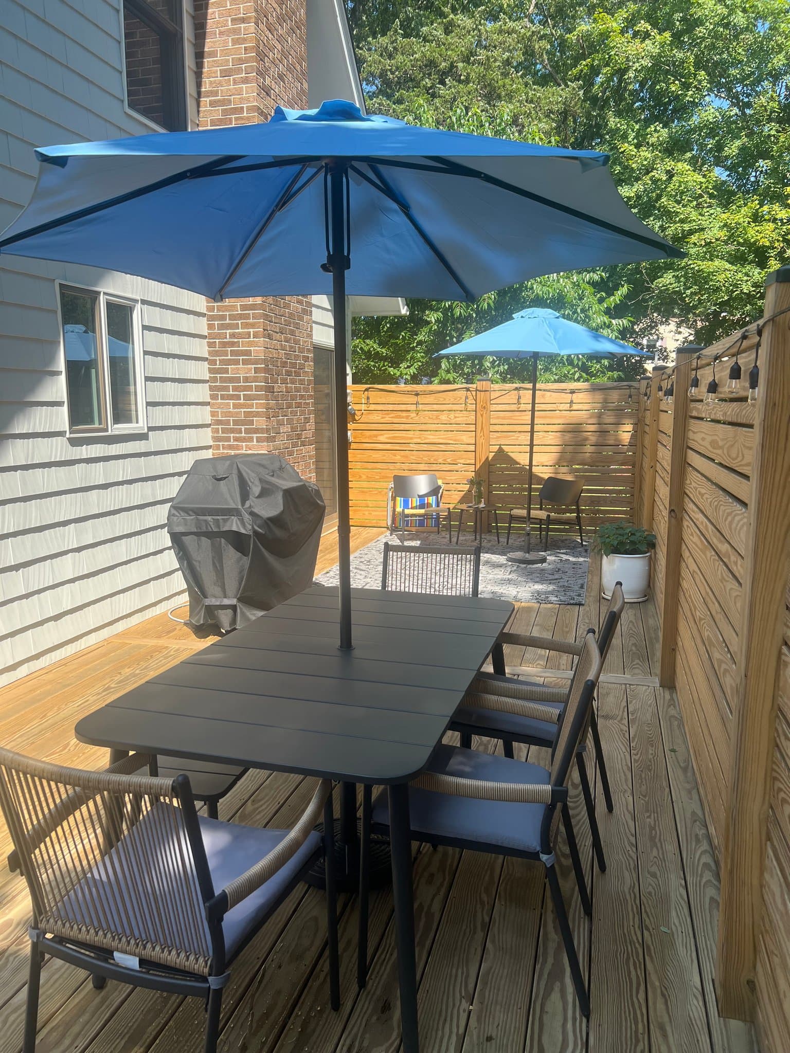 Warwick House: 156 Tiernan Ave