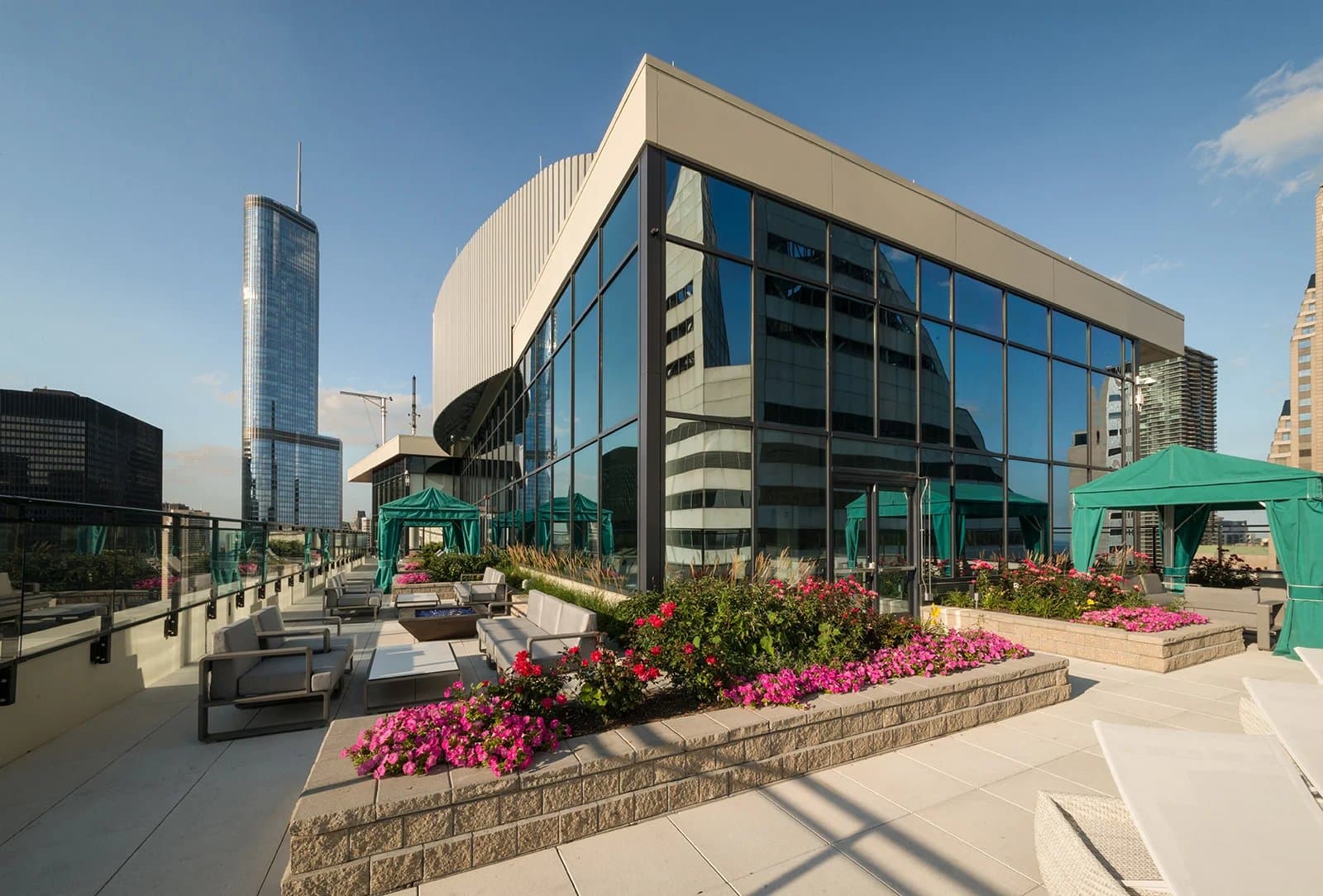 Chicago Condo: 75 East Lake