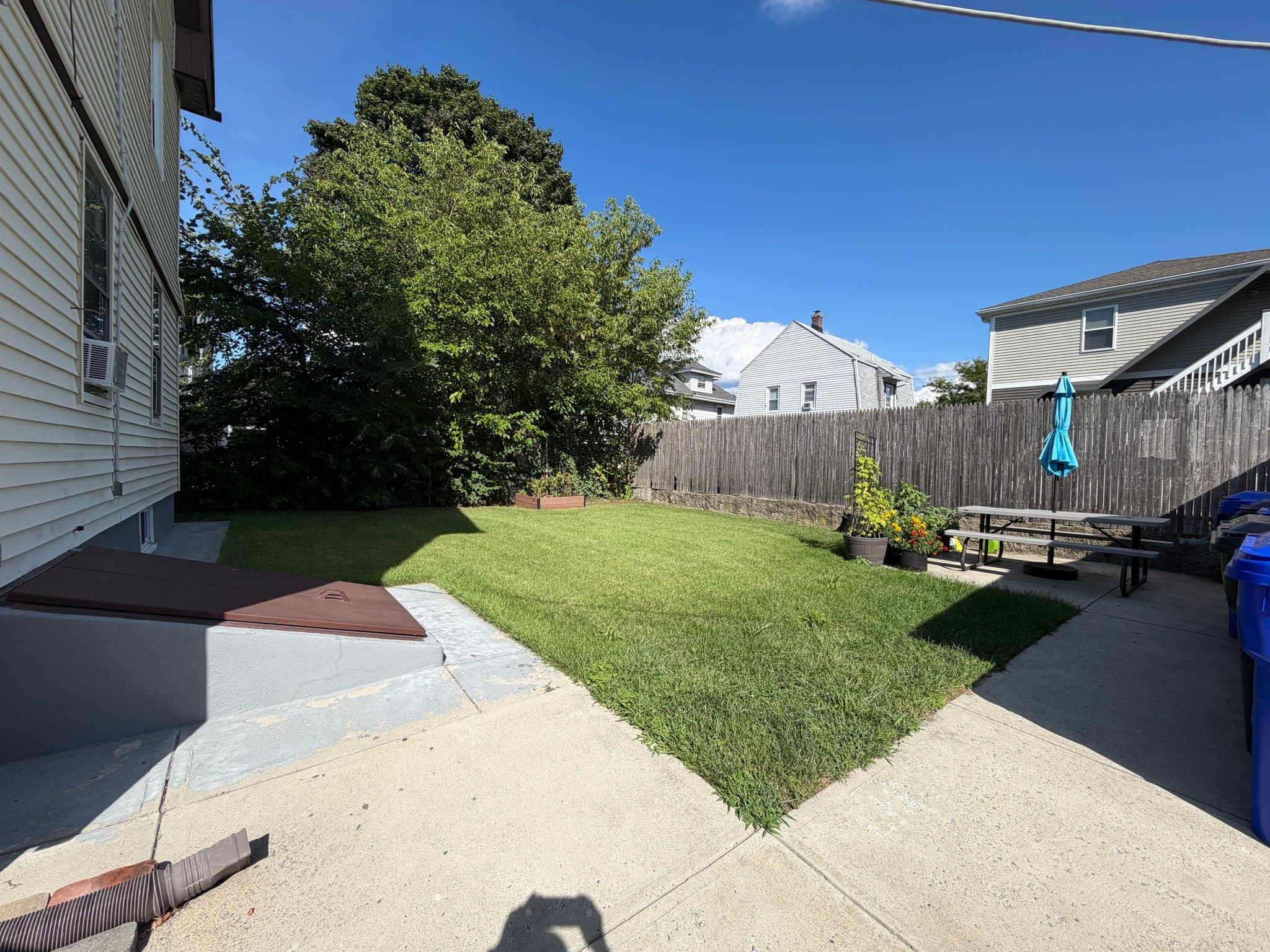 East Providence Apartment: 49 Ivy St