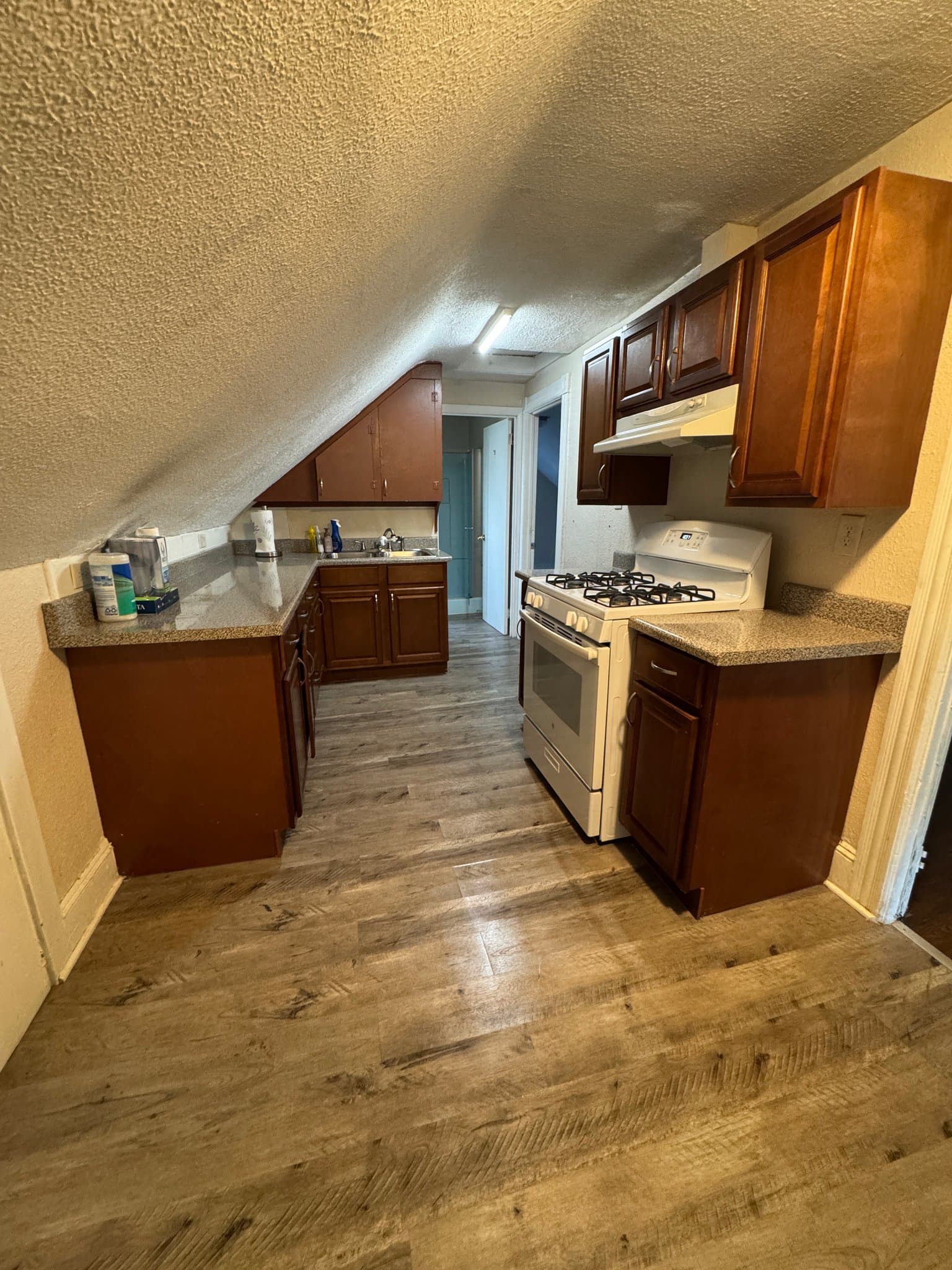 East Providence Apartment: 49 Ivy St