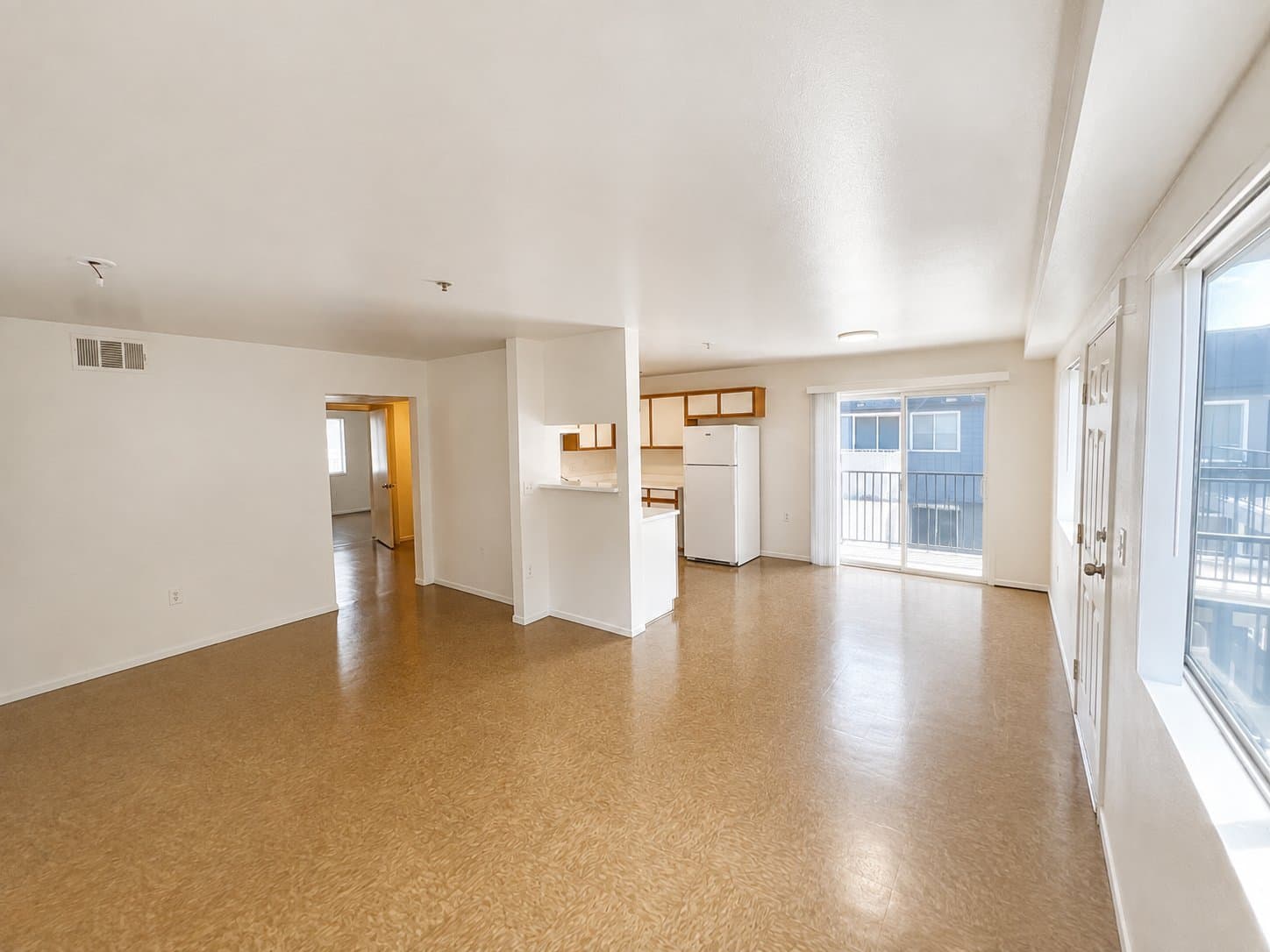 Los Angeles Apartment: 522 W. 127th St.