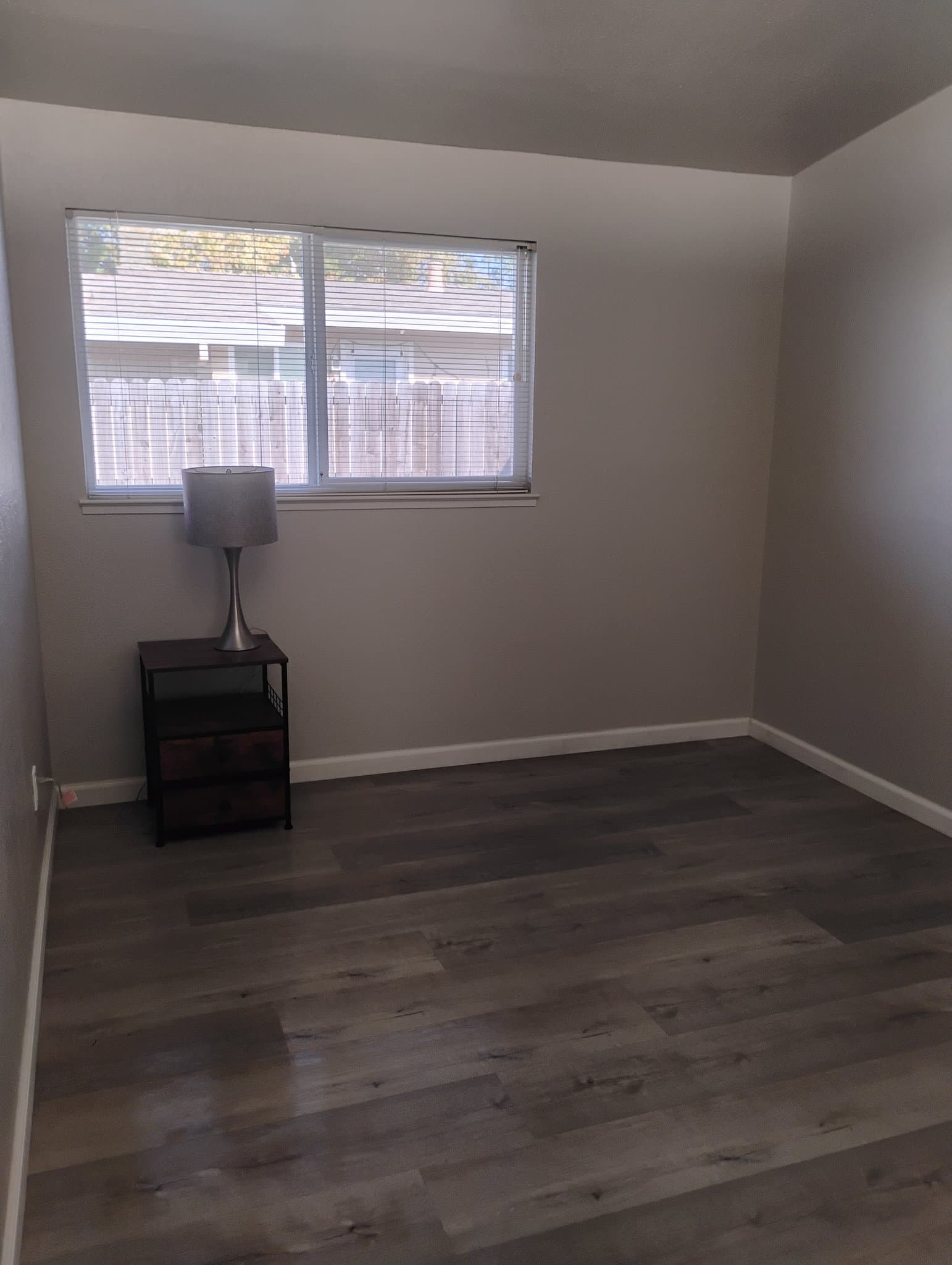 North Highlands Single Room: 6532 la Cienega Dr