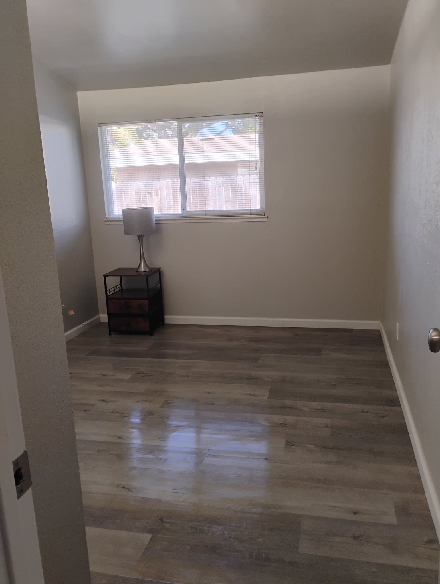 North Highlands Single Room: 6532 la Cienega Dr