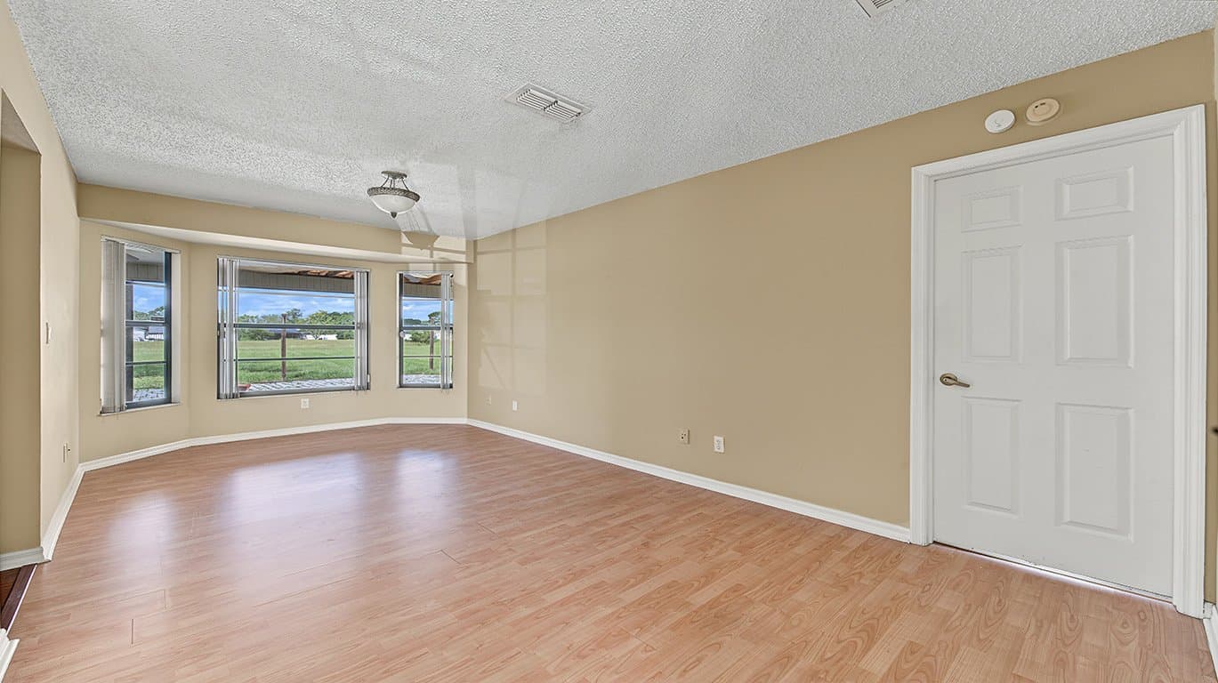 Brooksville House: 15380 Eastwood Trl