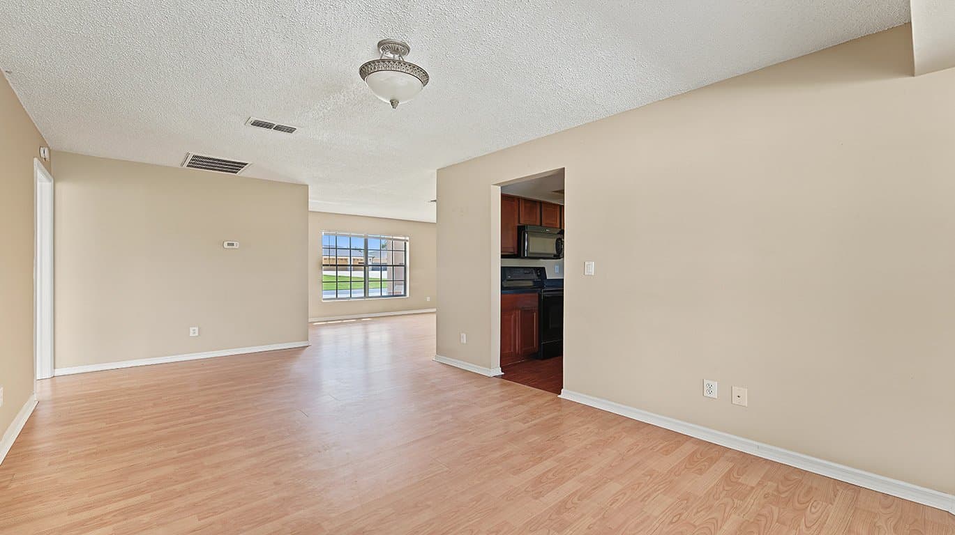 Brooksville House: 15380 Eastwood Trl