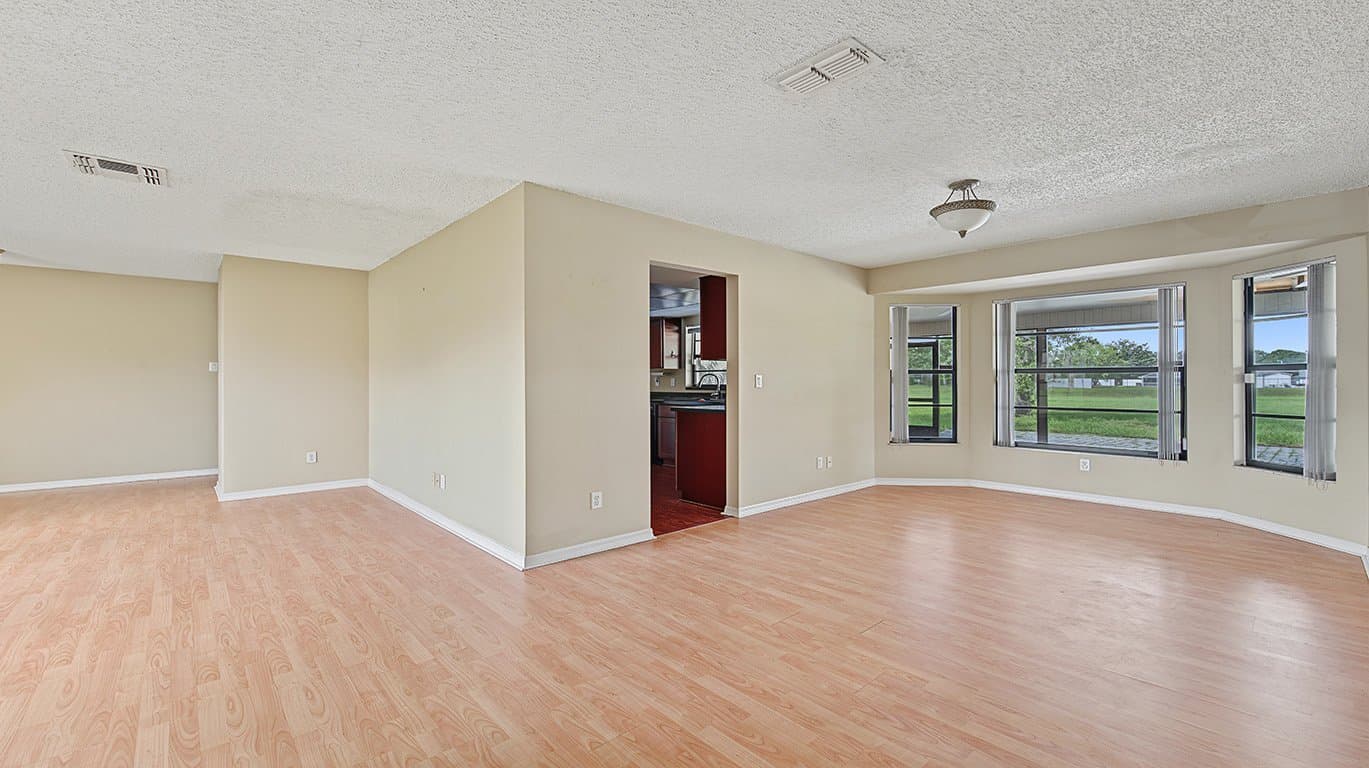 Brooksville House: 15380 Eastwood Trl