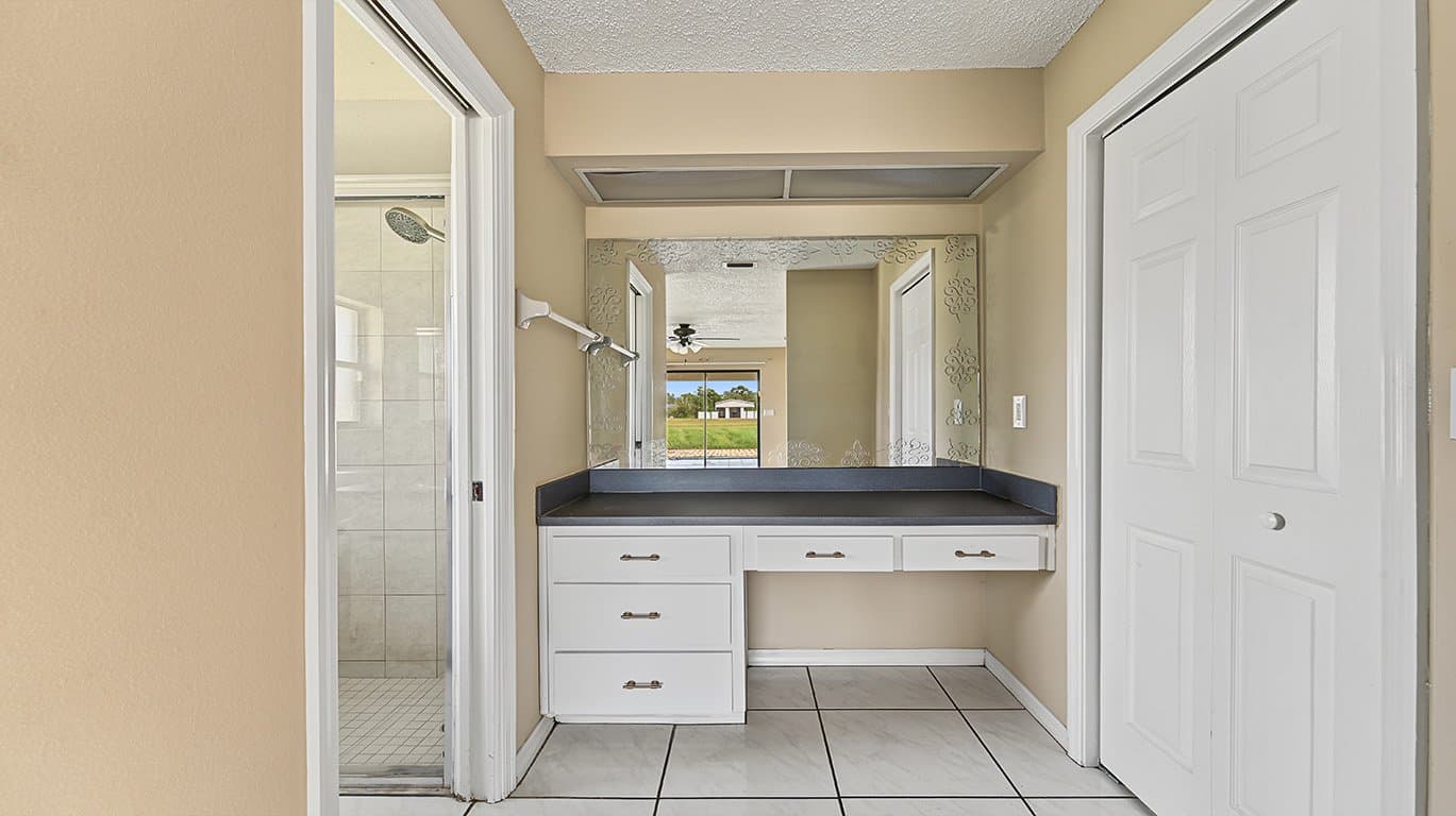 Brooksville House: 15380 Eastwood Trl