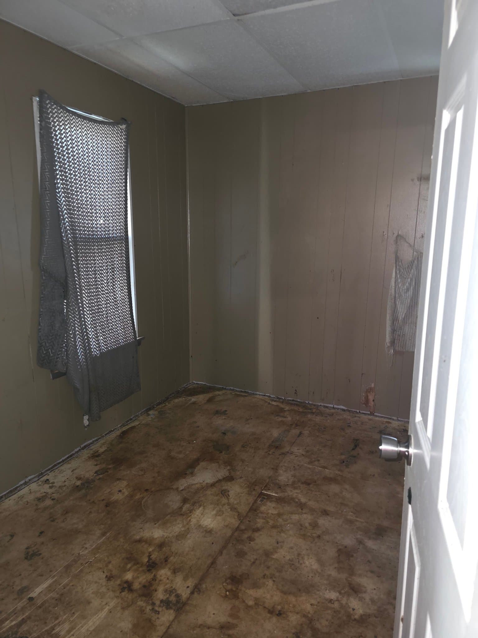 Decatur House: 1180 E Mueller Ave