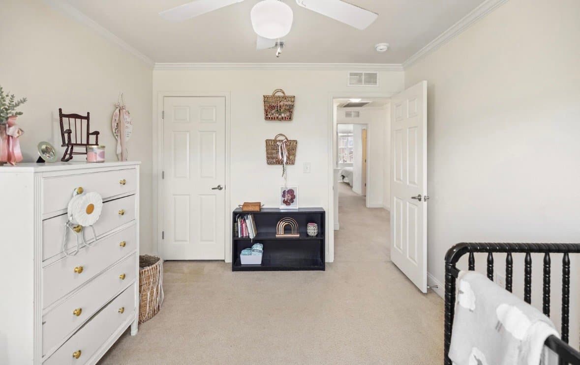 Crestview Townhome: 759 Majestic drive