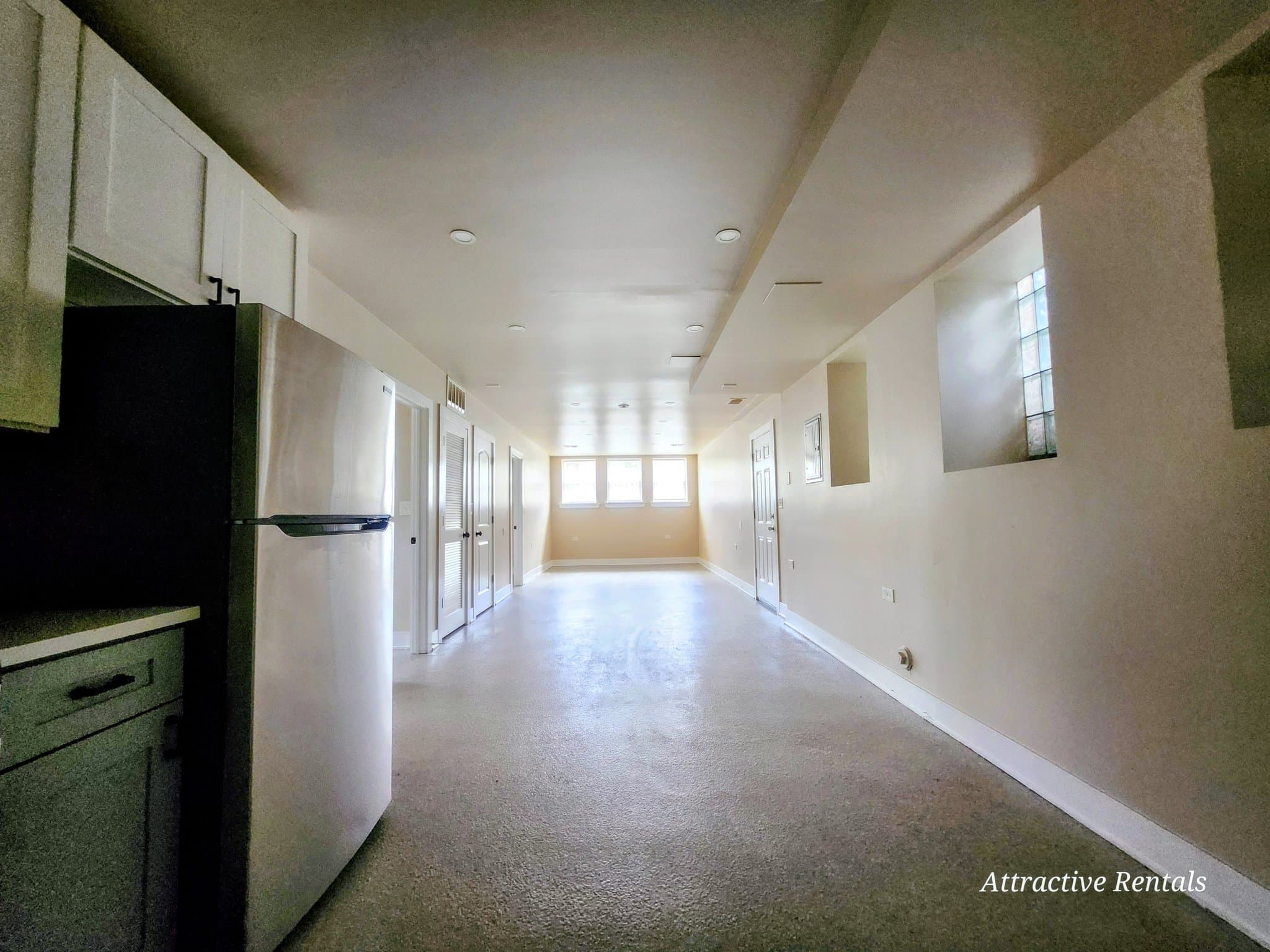Chicago Apartment: 1432 W Marquette Rd #G