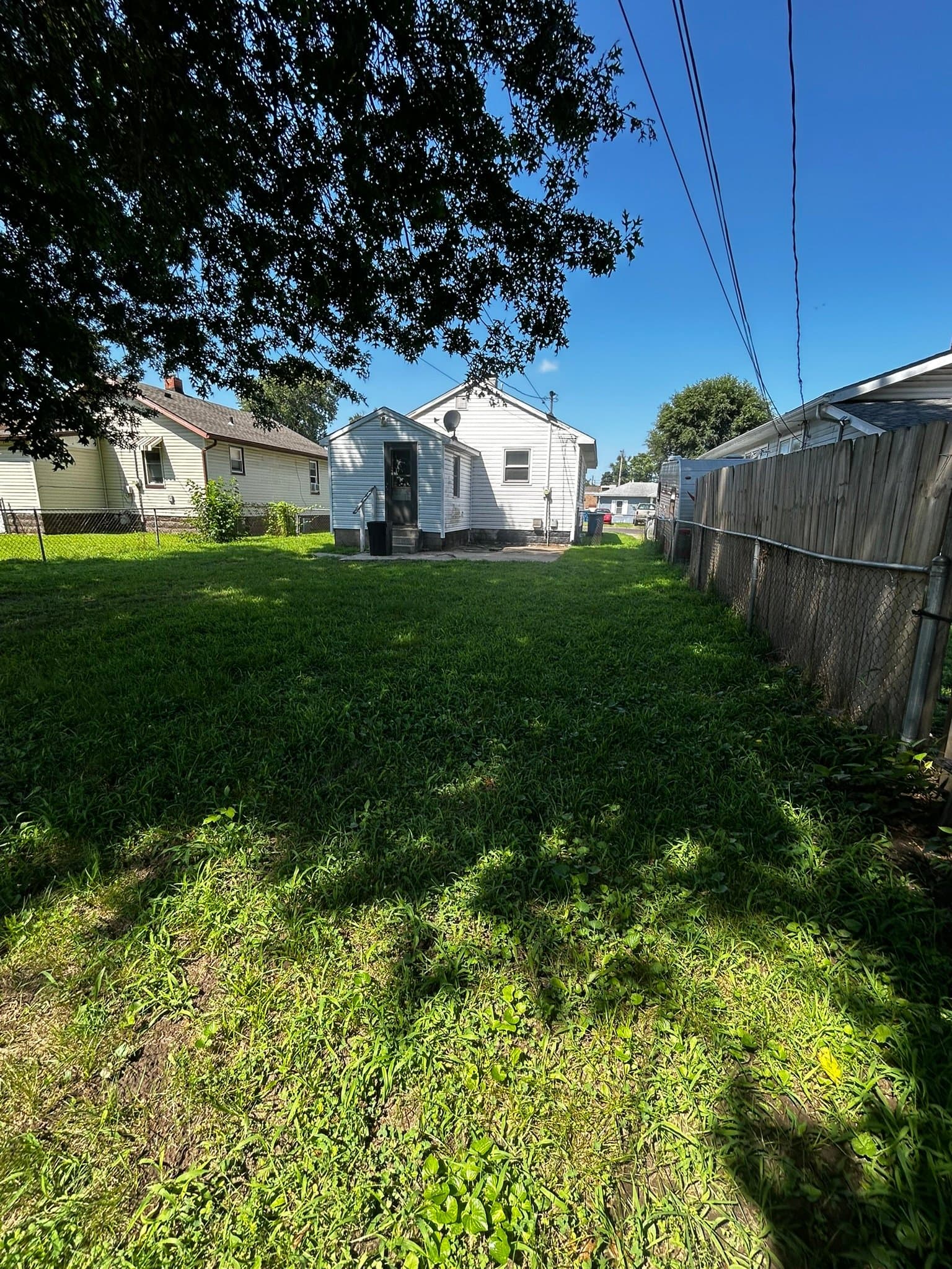 East Alton House: 224 Lincoln Avenue