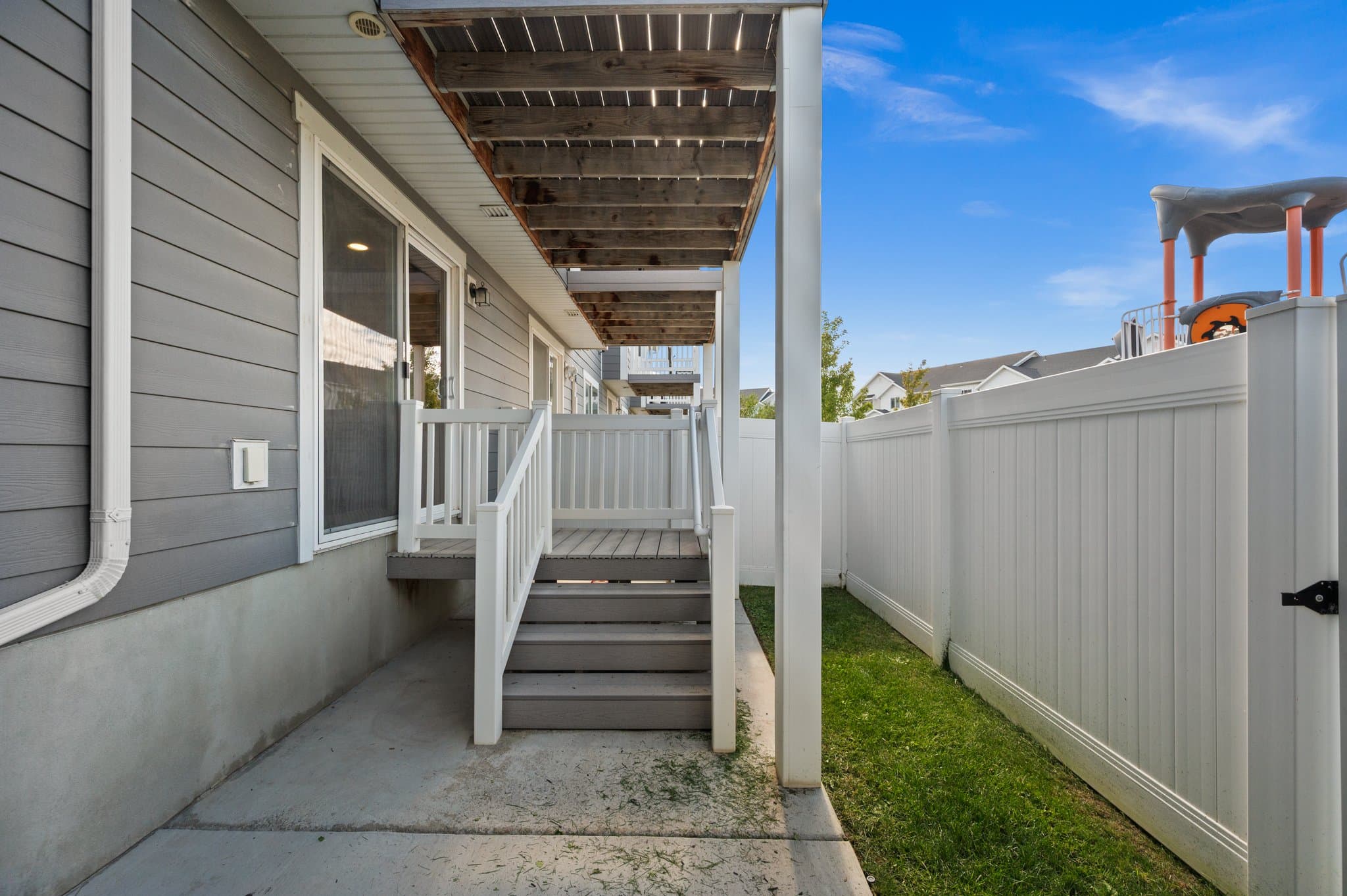 Riverton Single Room: 15392 S Skyraider Ln