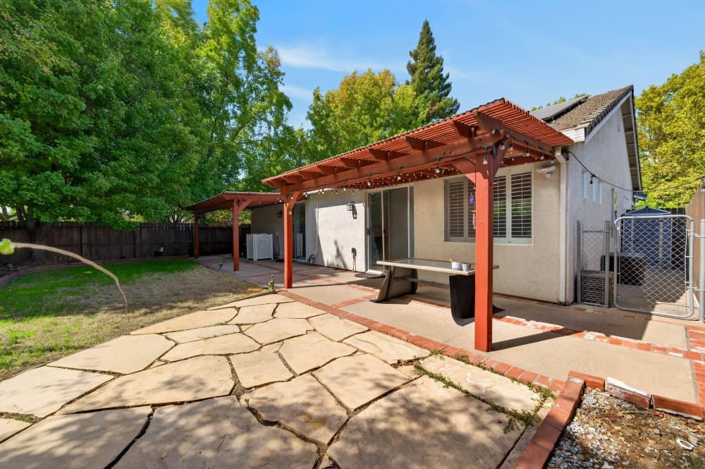 West Sacramento House: 1647 Gateway Dr