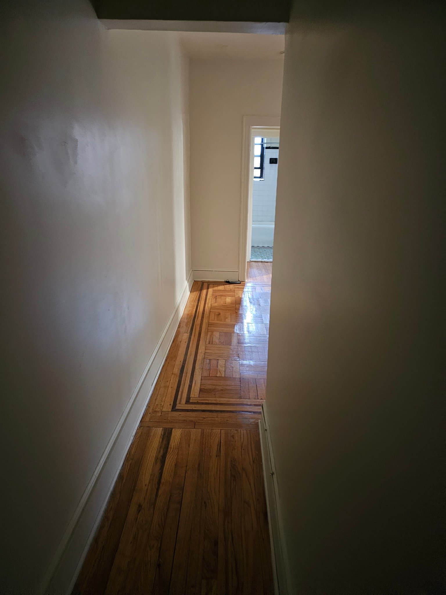 Flushing Apartment: 151-10 35th Avenue