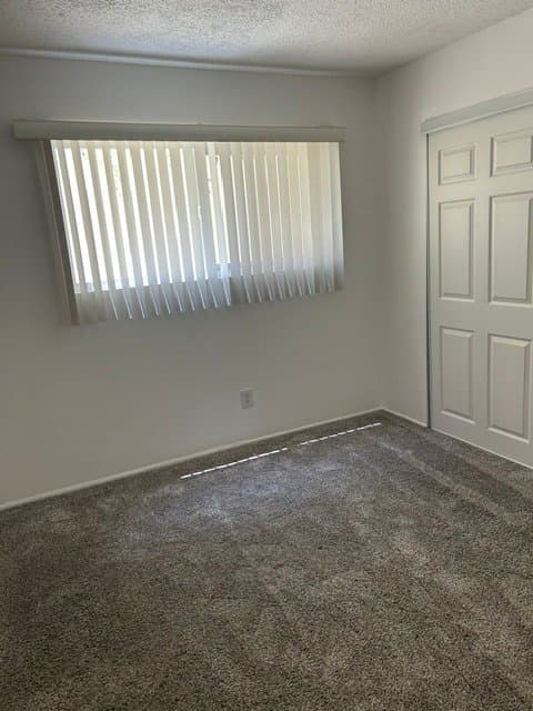 Ventura Apartment: 855 Buena Vista St.