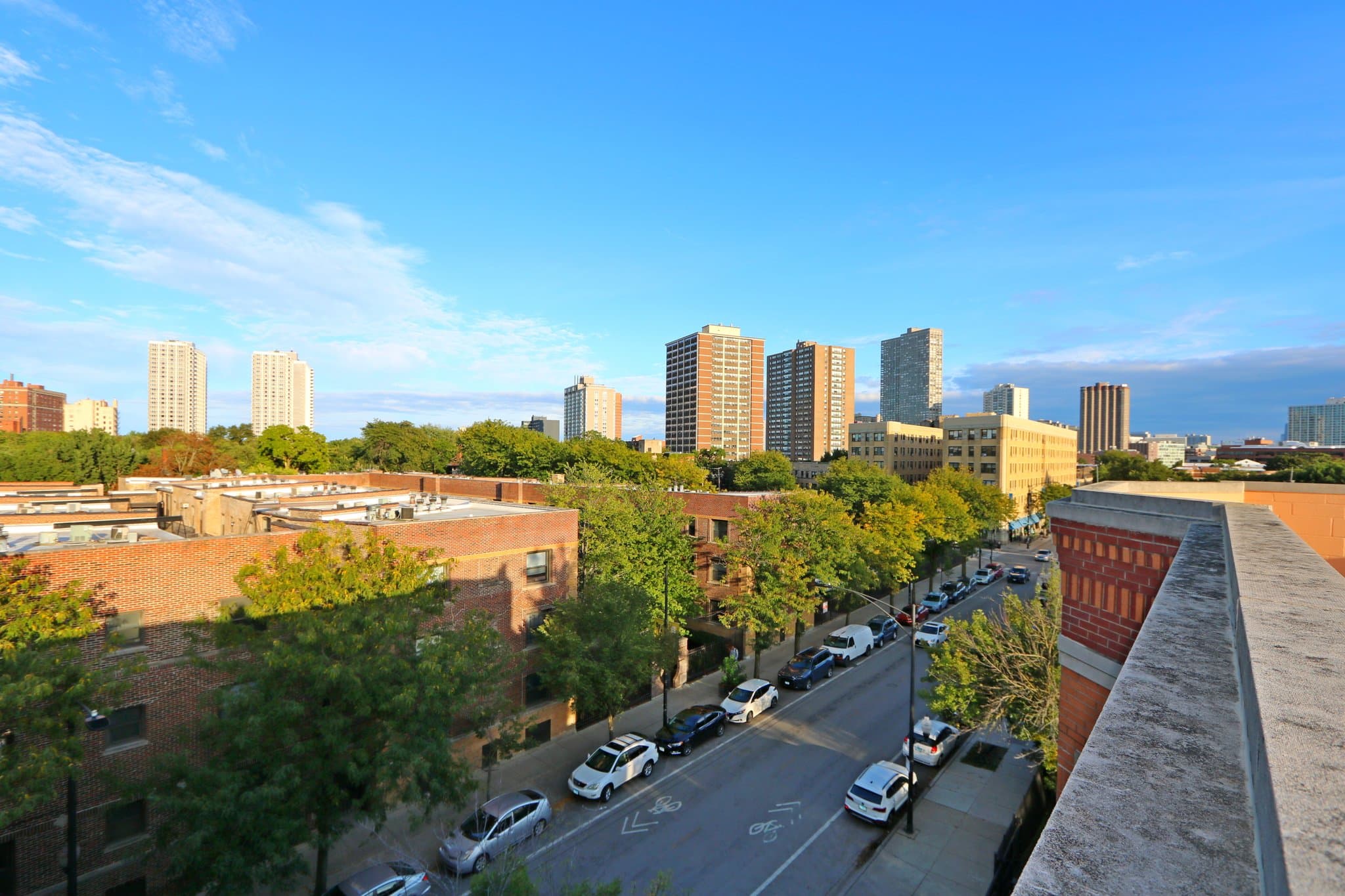 Chicago Condo: 4230 N Broadway St