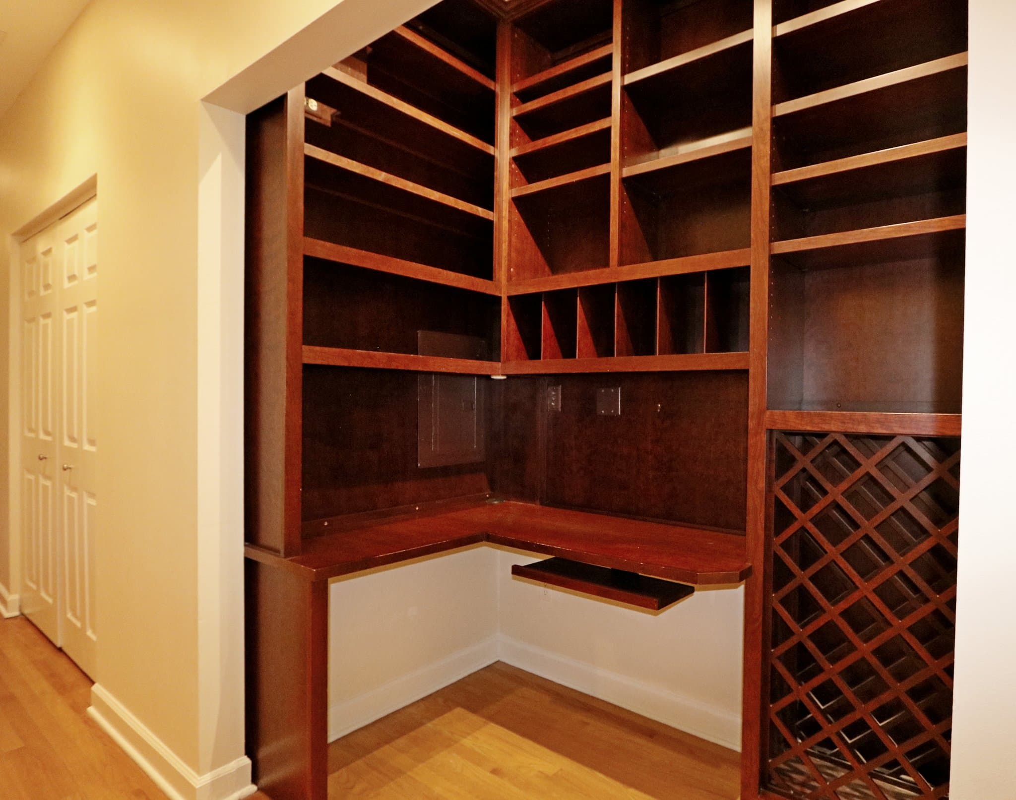 Chicago Condo: 4230 N Broadway St
