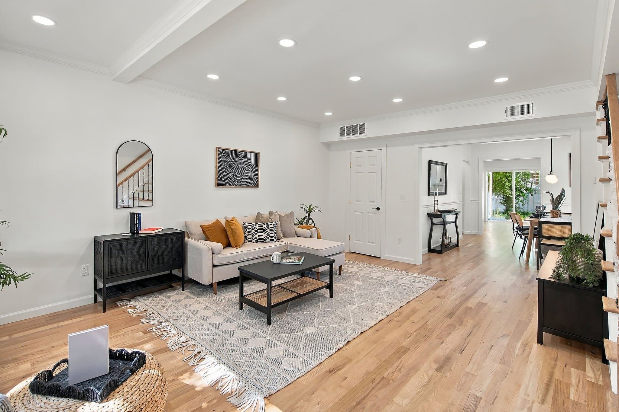 East Orange House: 314 Elmwood Ave