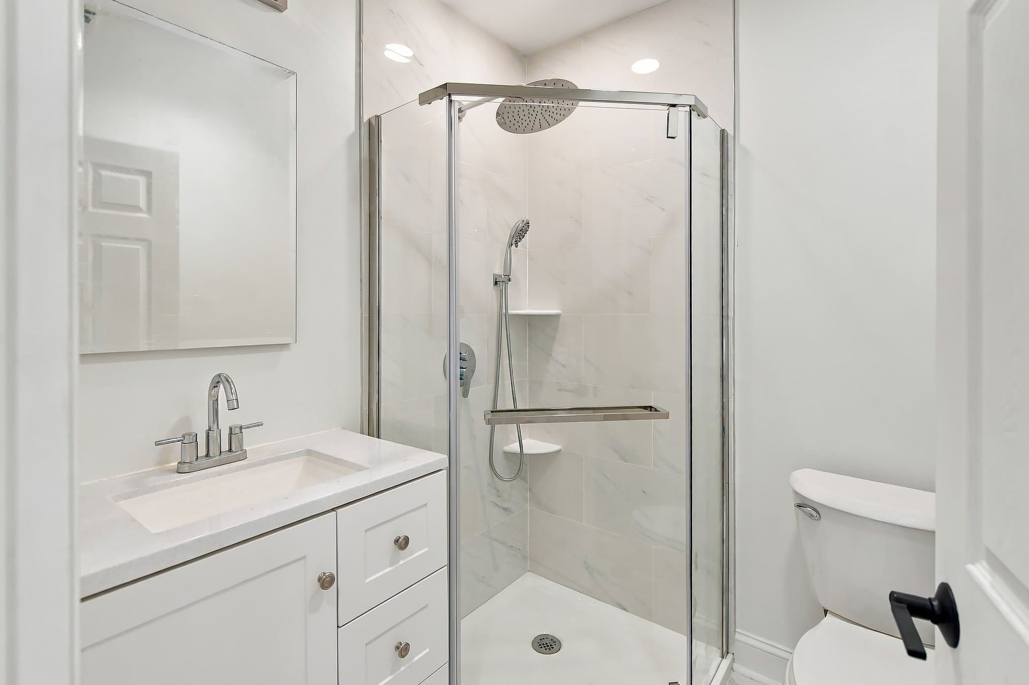 East Orange House: 314 Elmwood Ave