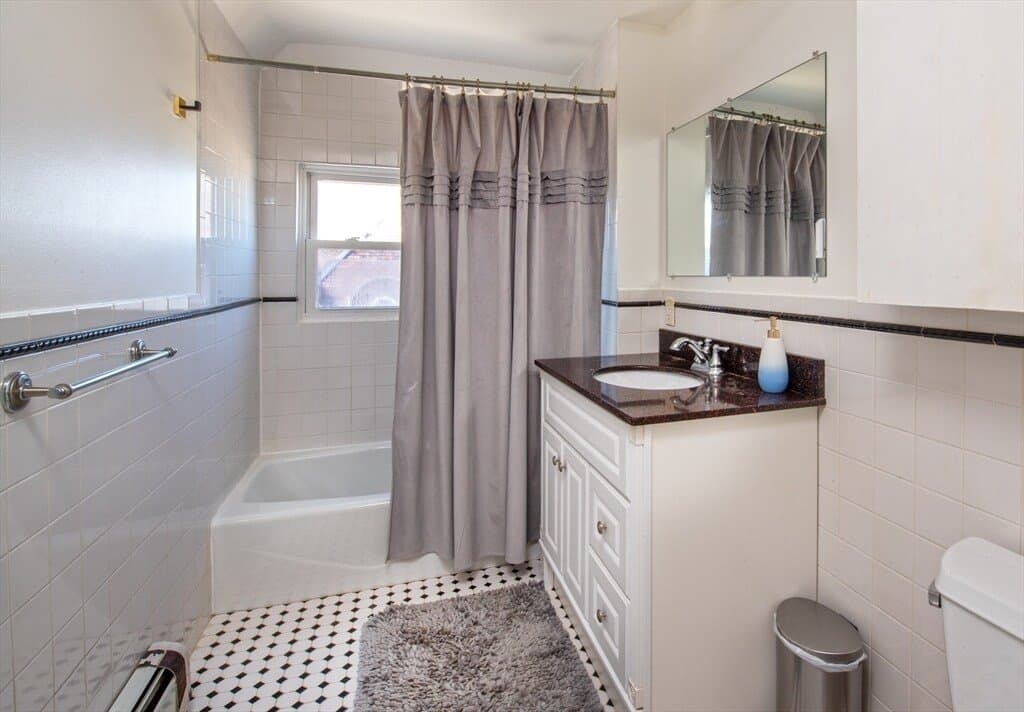 Medford Condo: 4 Holton Street