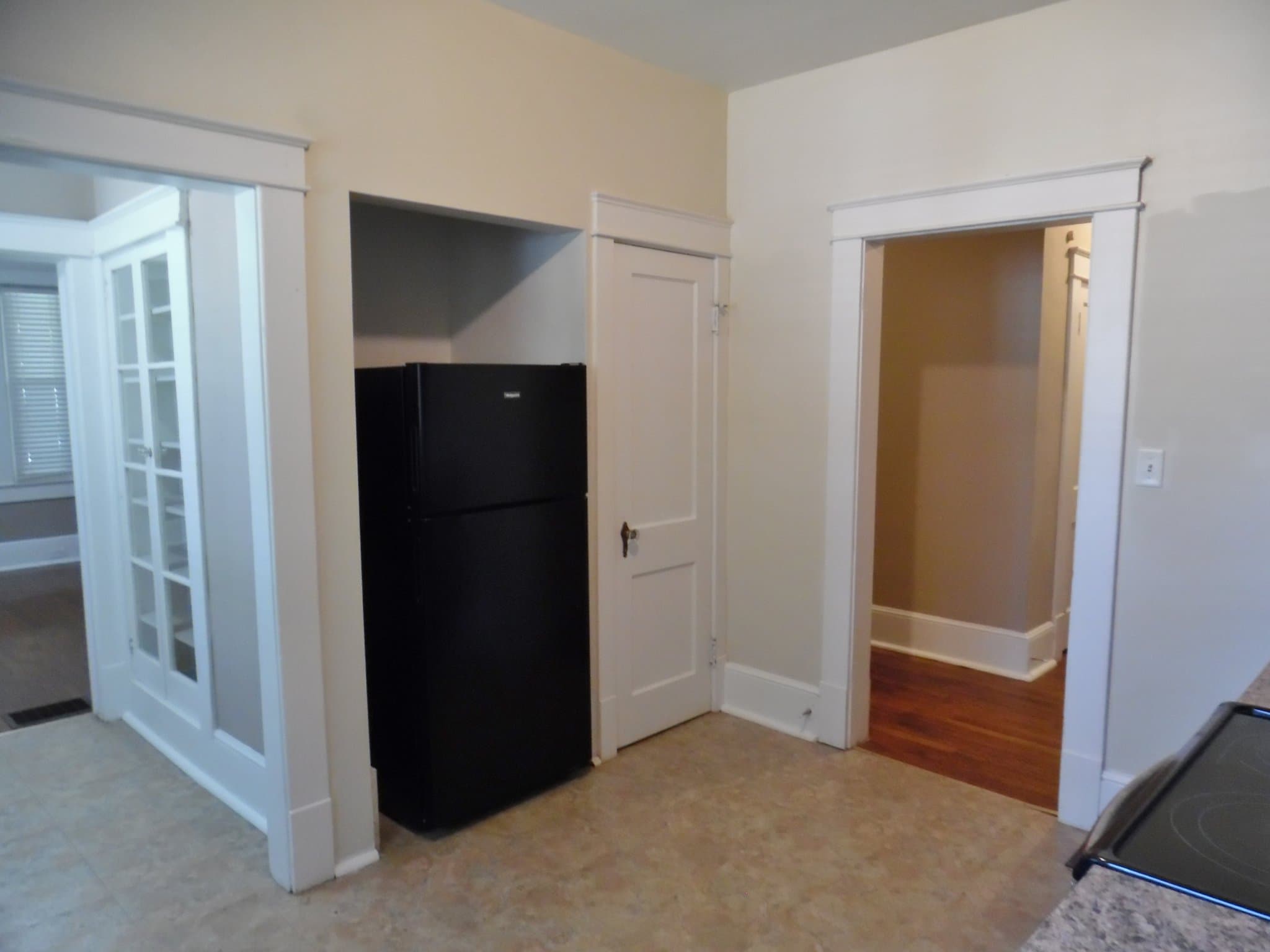 Anderson House: 517 Creswell Ave