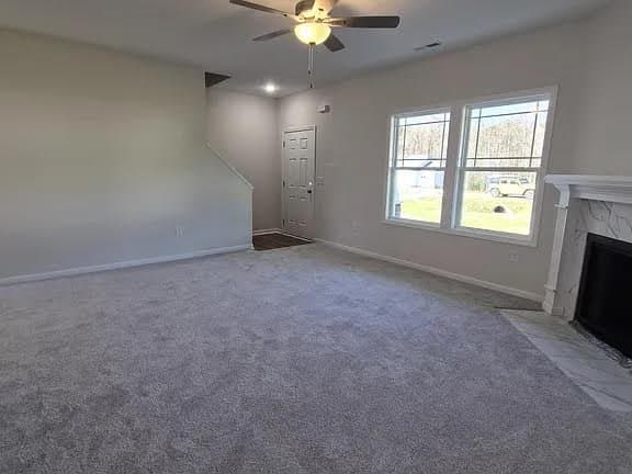 Four Oaks House: 313 Bonsai Way