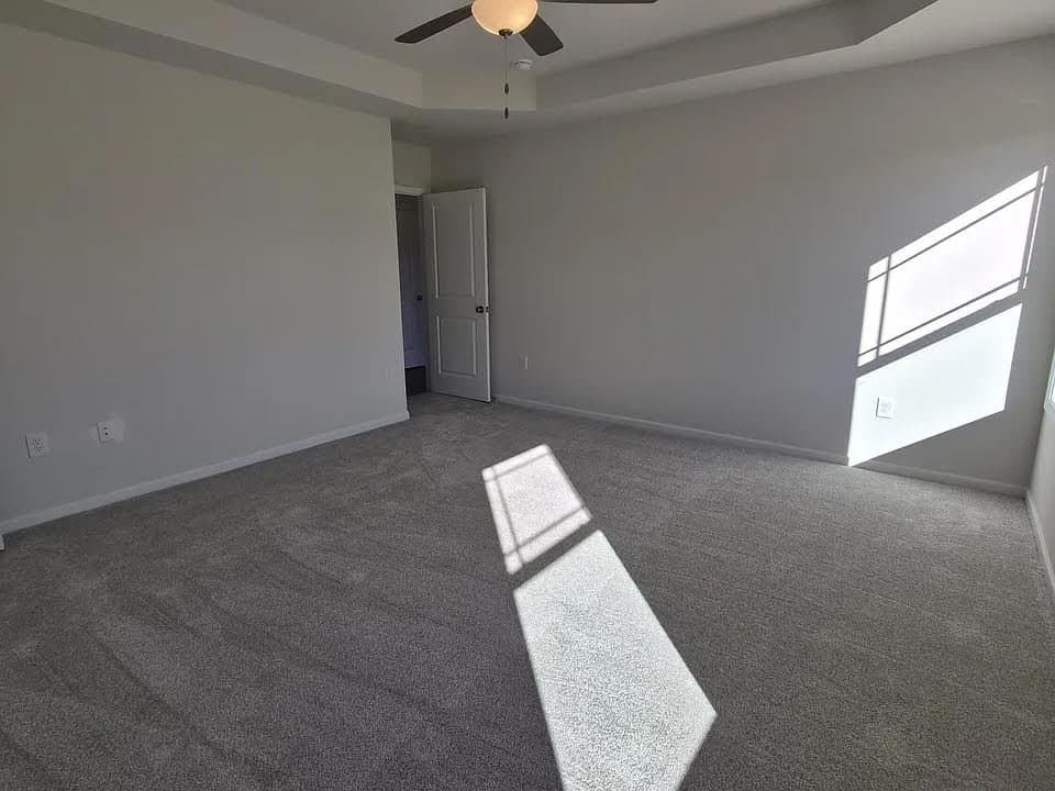 Four Oaks House: 313 Bonsai Way