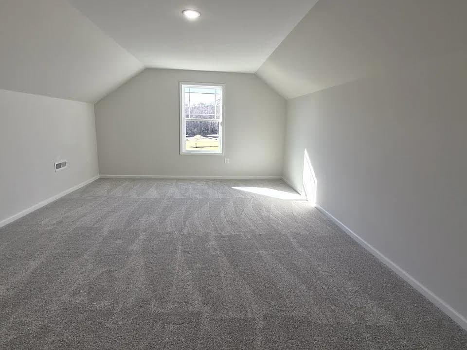 Four Oaks House: 313 Bonsai Way