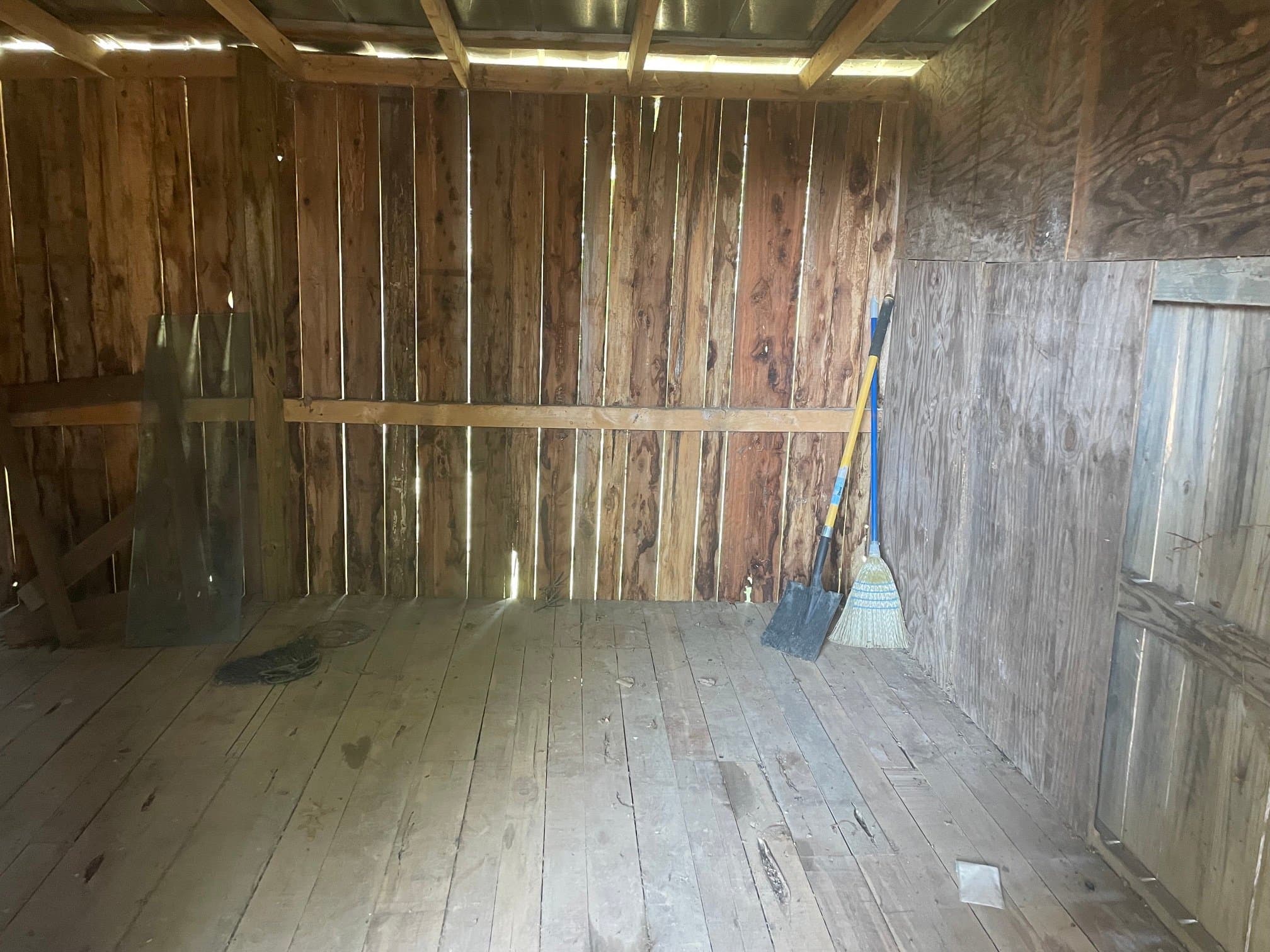 Columbia House: 209 3rd Ave