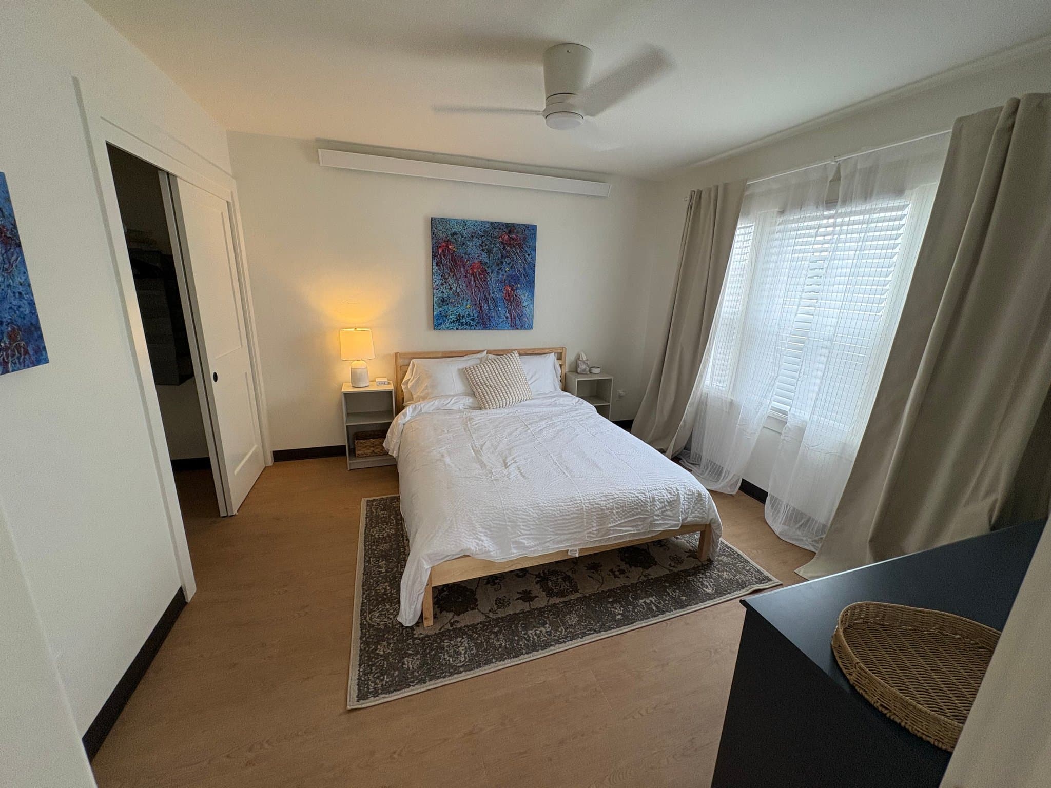 Warrenton Apartment: 60 S Main Ave