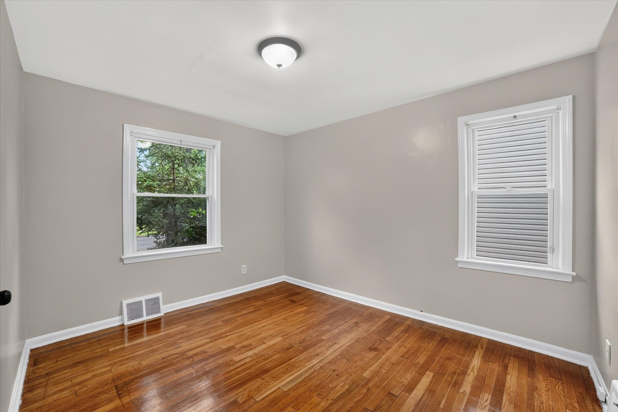 Maple Heights House: 14112 Krems Ave