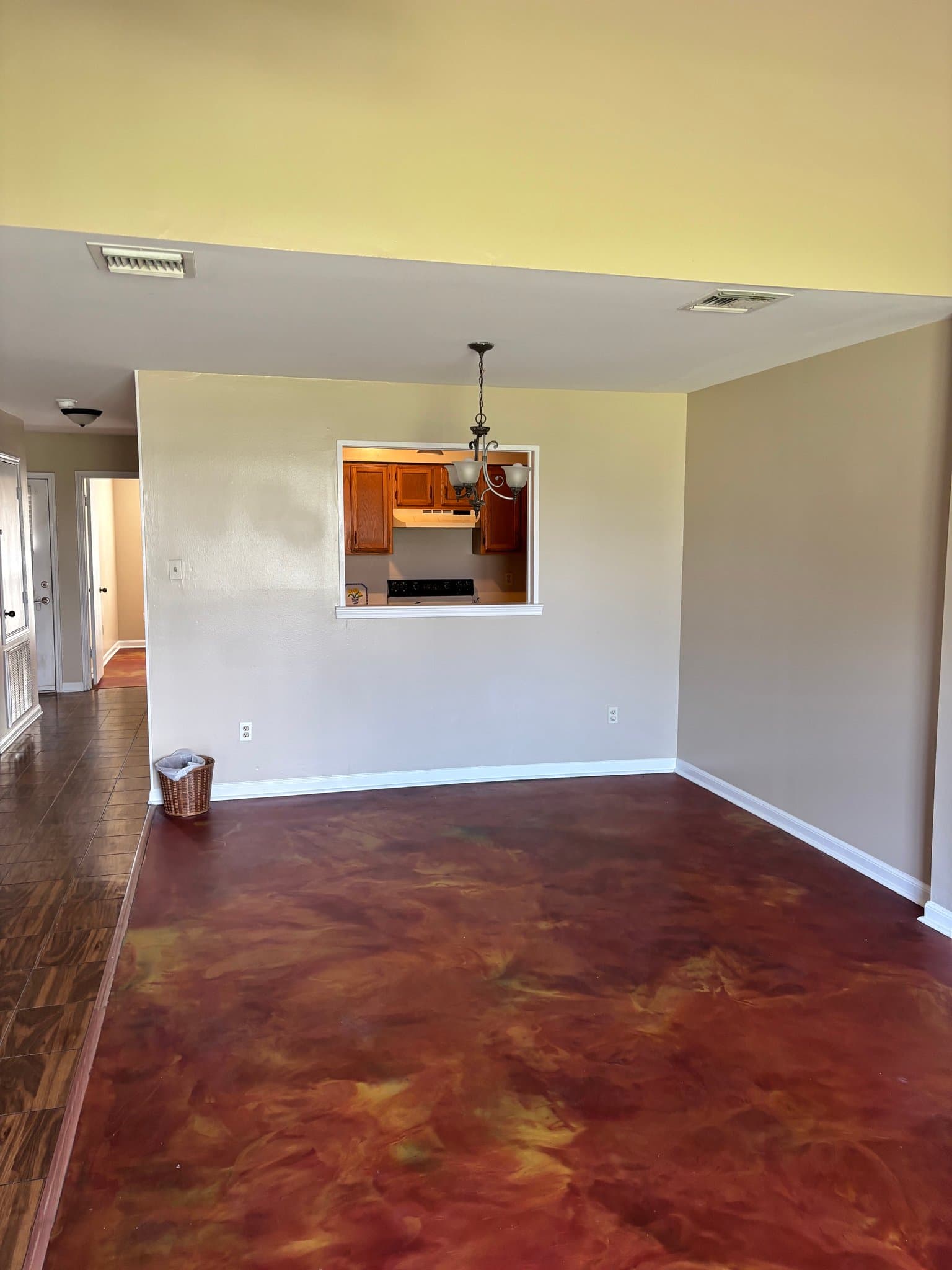 Youngsville House: 1201 Carriage Light Loop