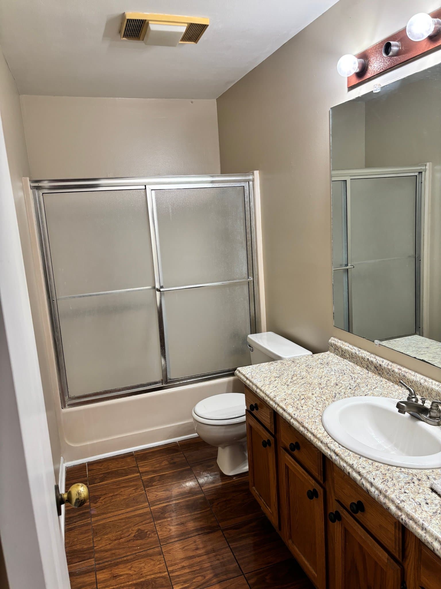 Youngsville House: 1201 Carriage Light Loop